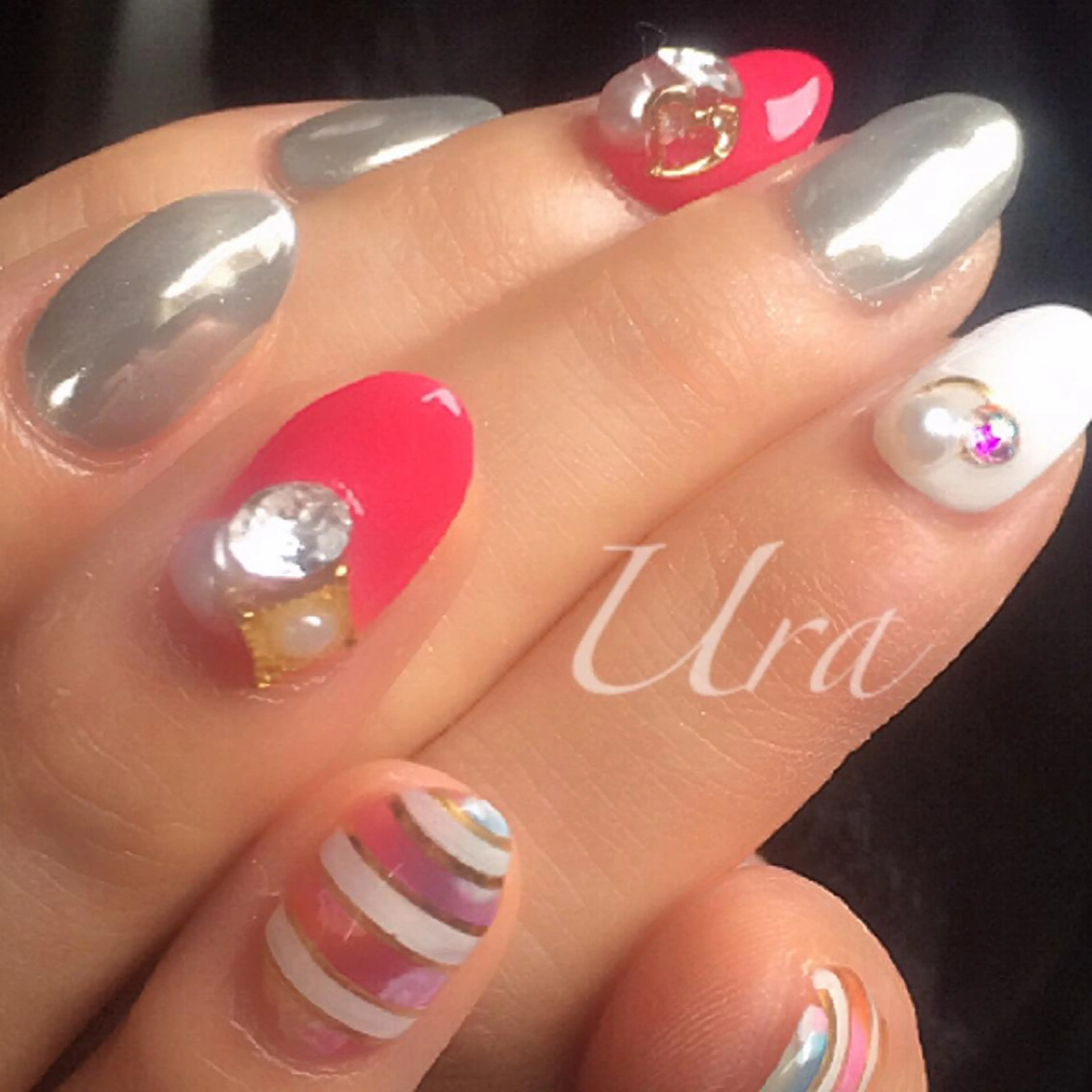 ネイル アートネイル ミラーネイル UrakoNail 《nail》のネイルデザイン