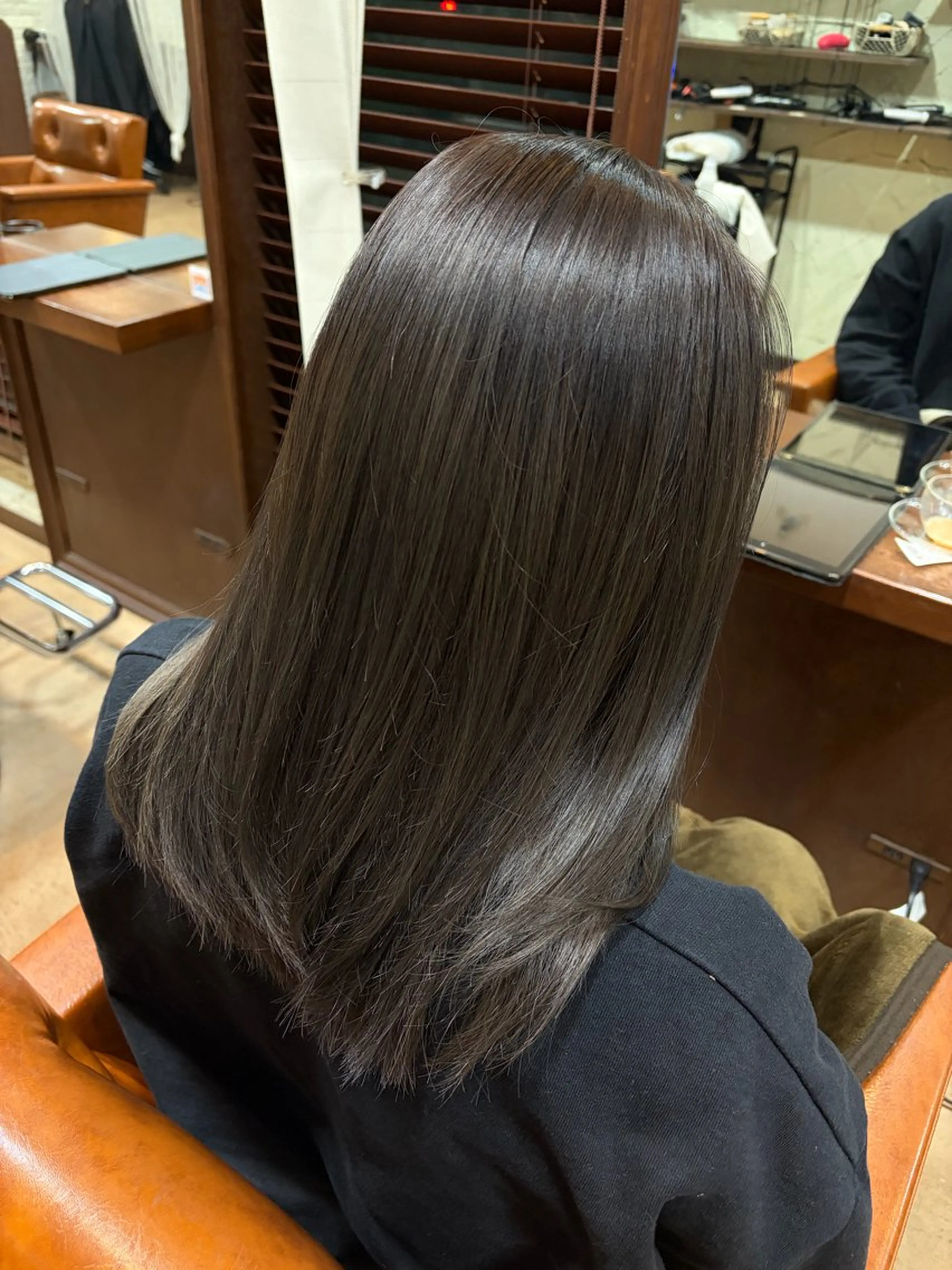 セミロング カラー ヘアカラー トリートメント apt オクムラ／金沢のヘアスタイル