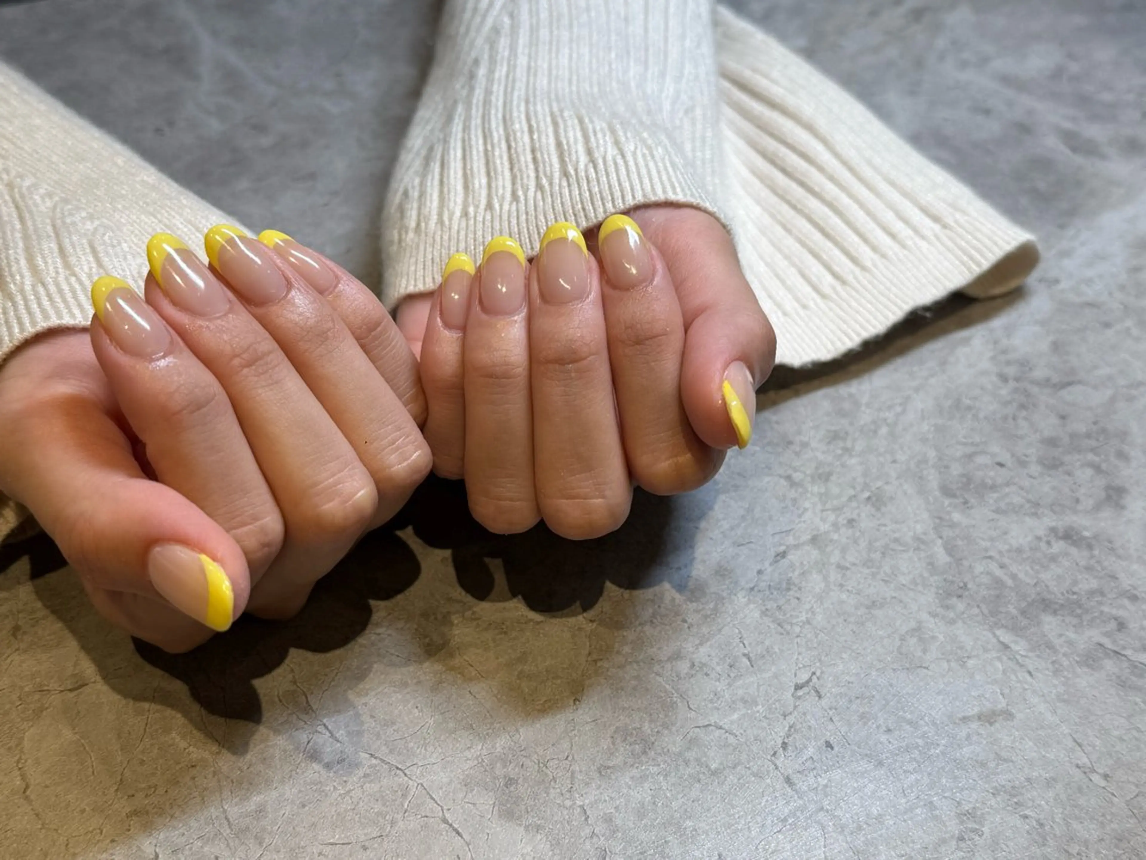 ネイル フレンチネイル 黄色 Karen Art Room所属・Karen Art Roomのマツエク・マツパデザイン