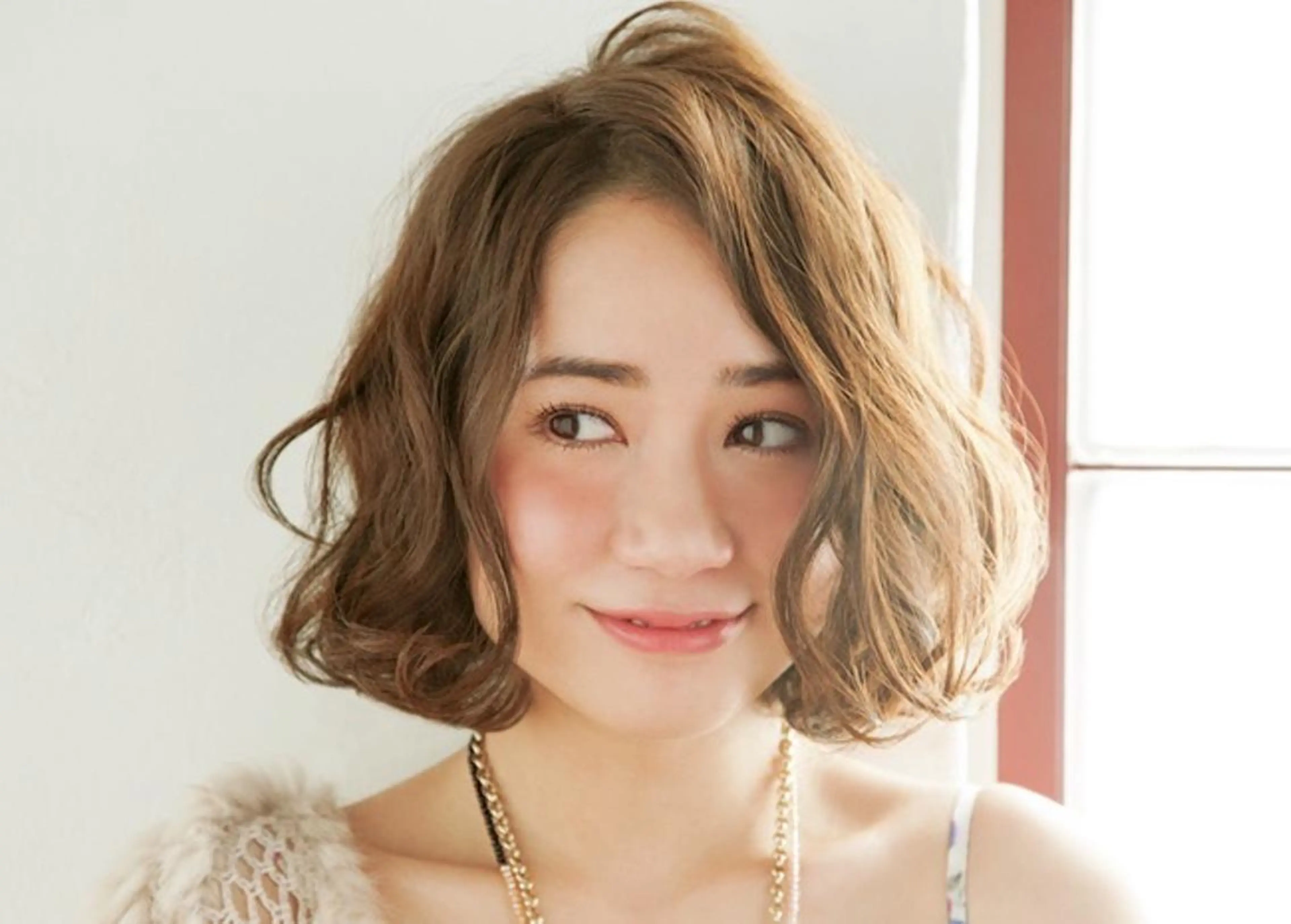 ミディアム カラー パーマ 古田 佳規のヘアスタイル