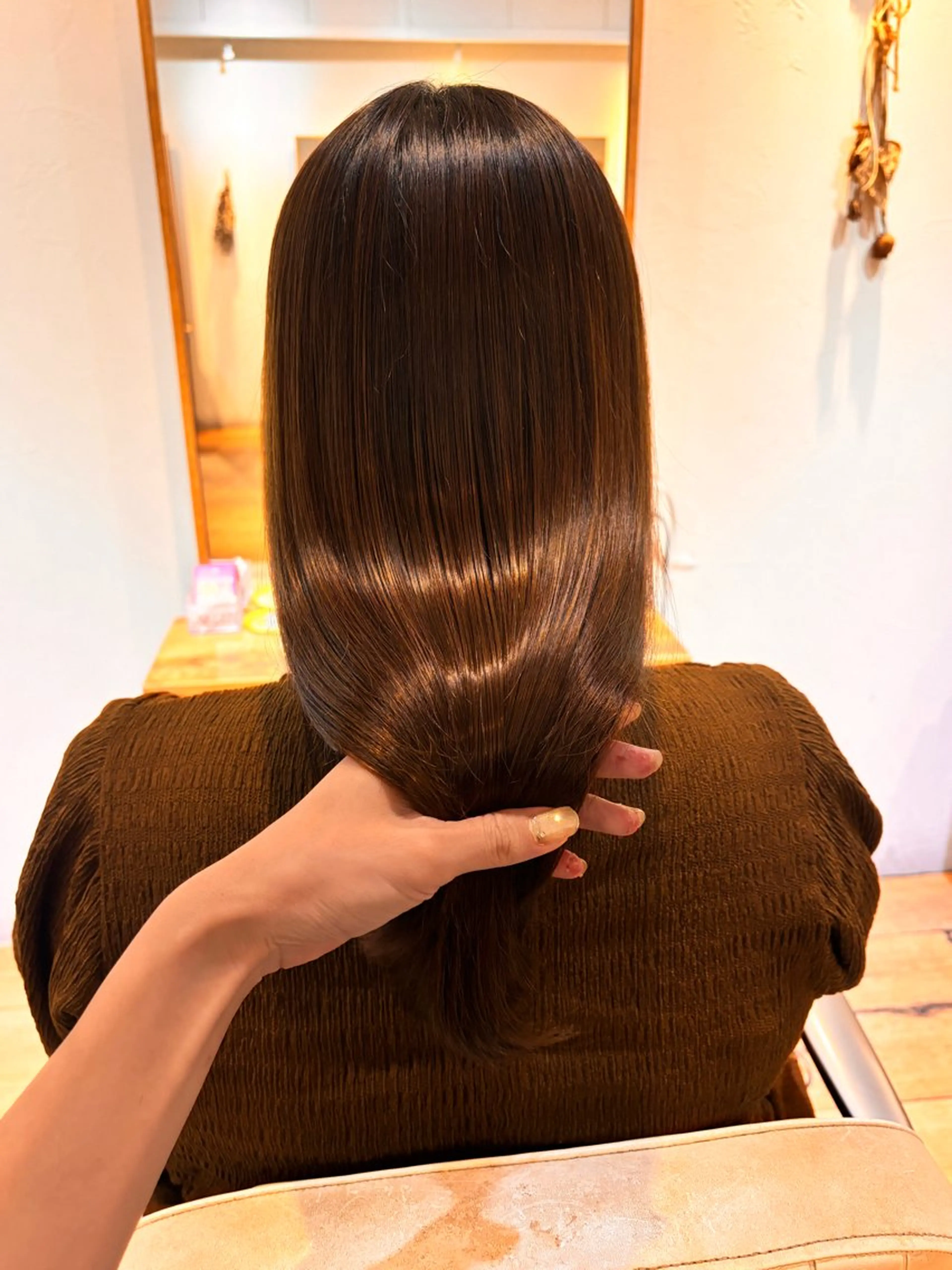 ロング カット 縮毛矯正 トリートメント newi 京橋 【yuuki】のヘアスタイル