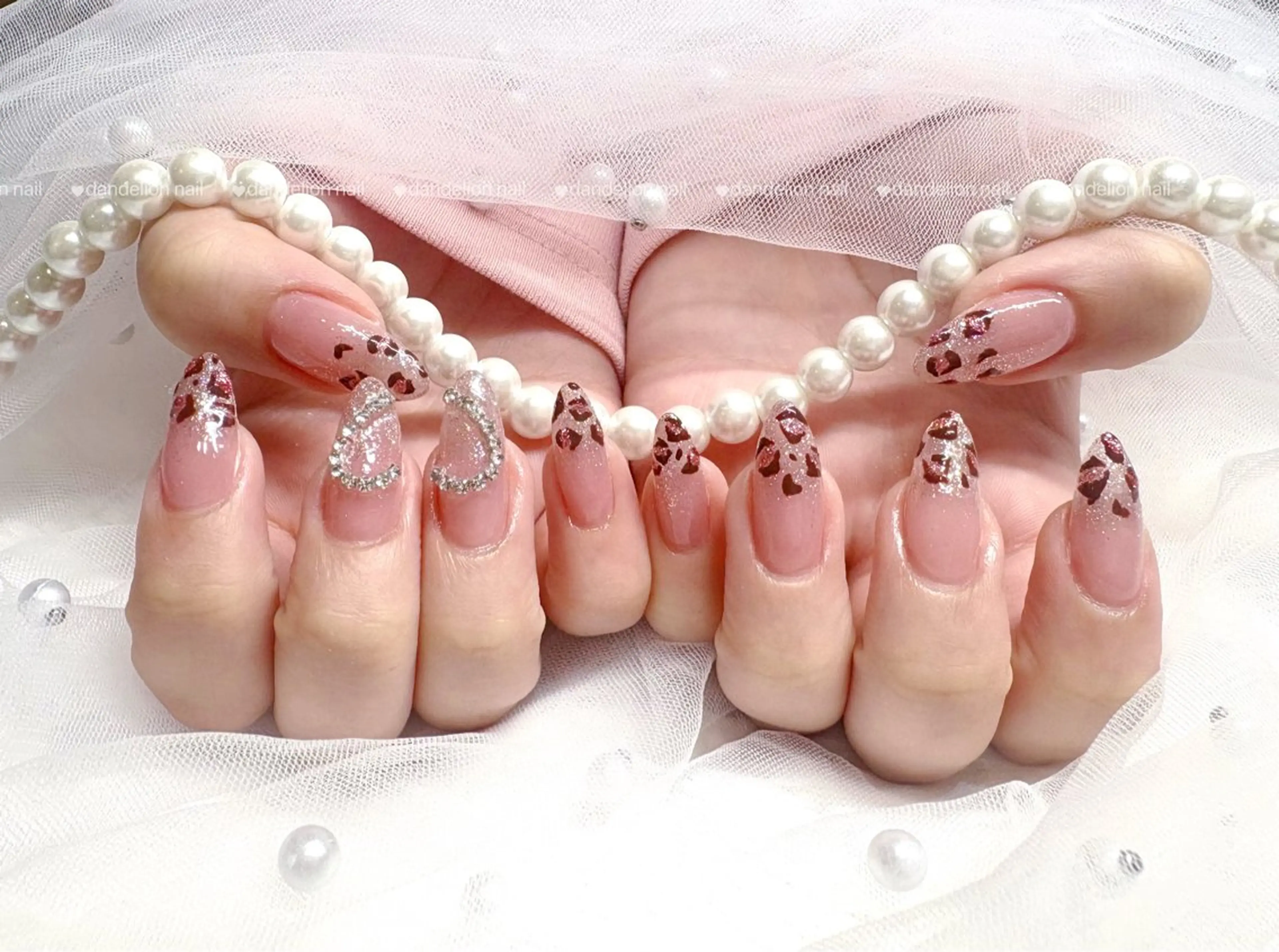 ネイル ハート キラキラネイル 持ち込み ワンホンネイル ハンドネイル dandelion nail北千住のネイルデザイン