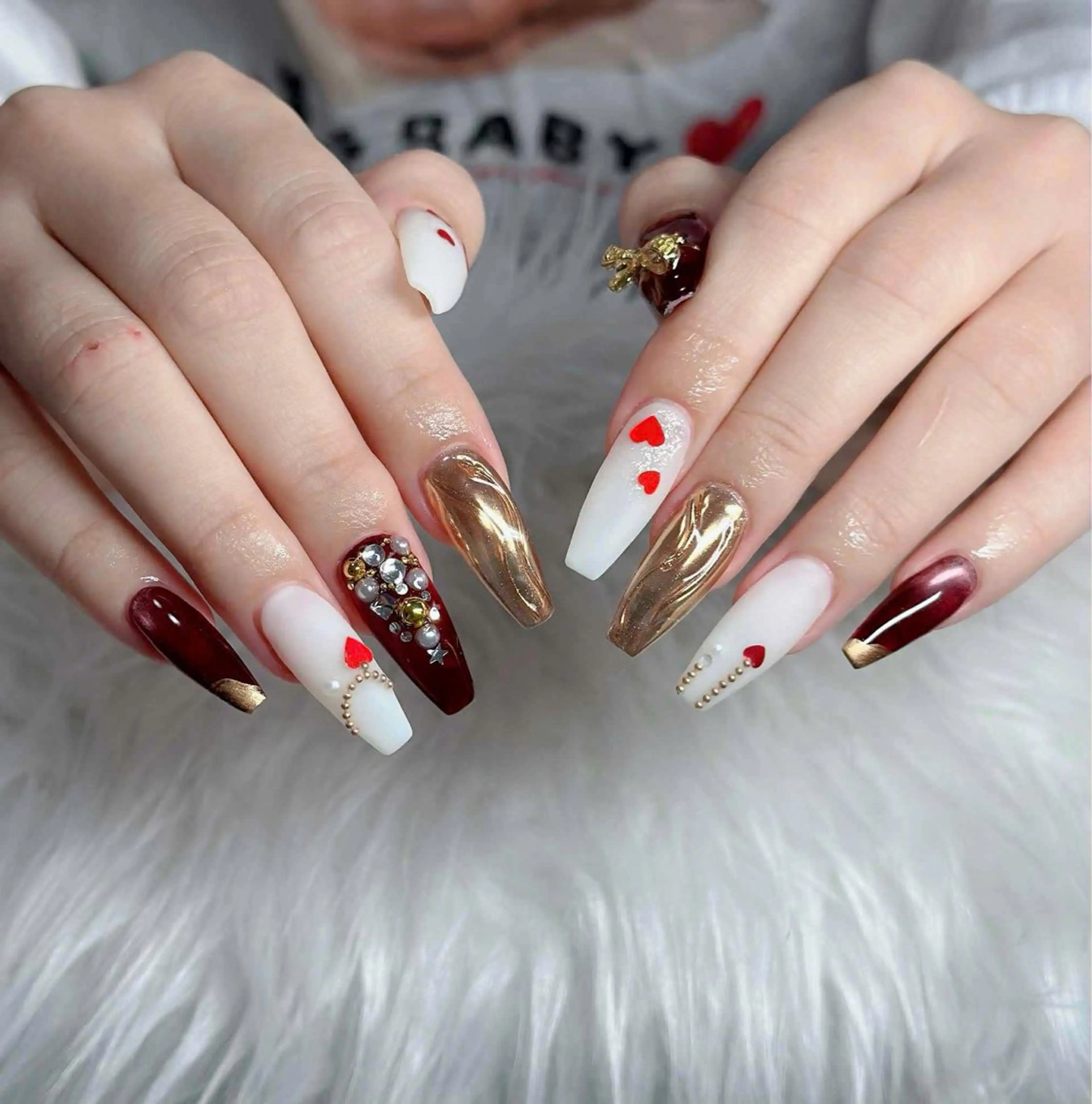 ネイル オーロラネイル フレンチネイル ジェルネイル ハロウィン キラキラネイル ハンドネイル H.baby Nail Salonのネイルデザイン