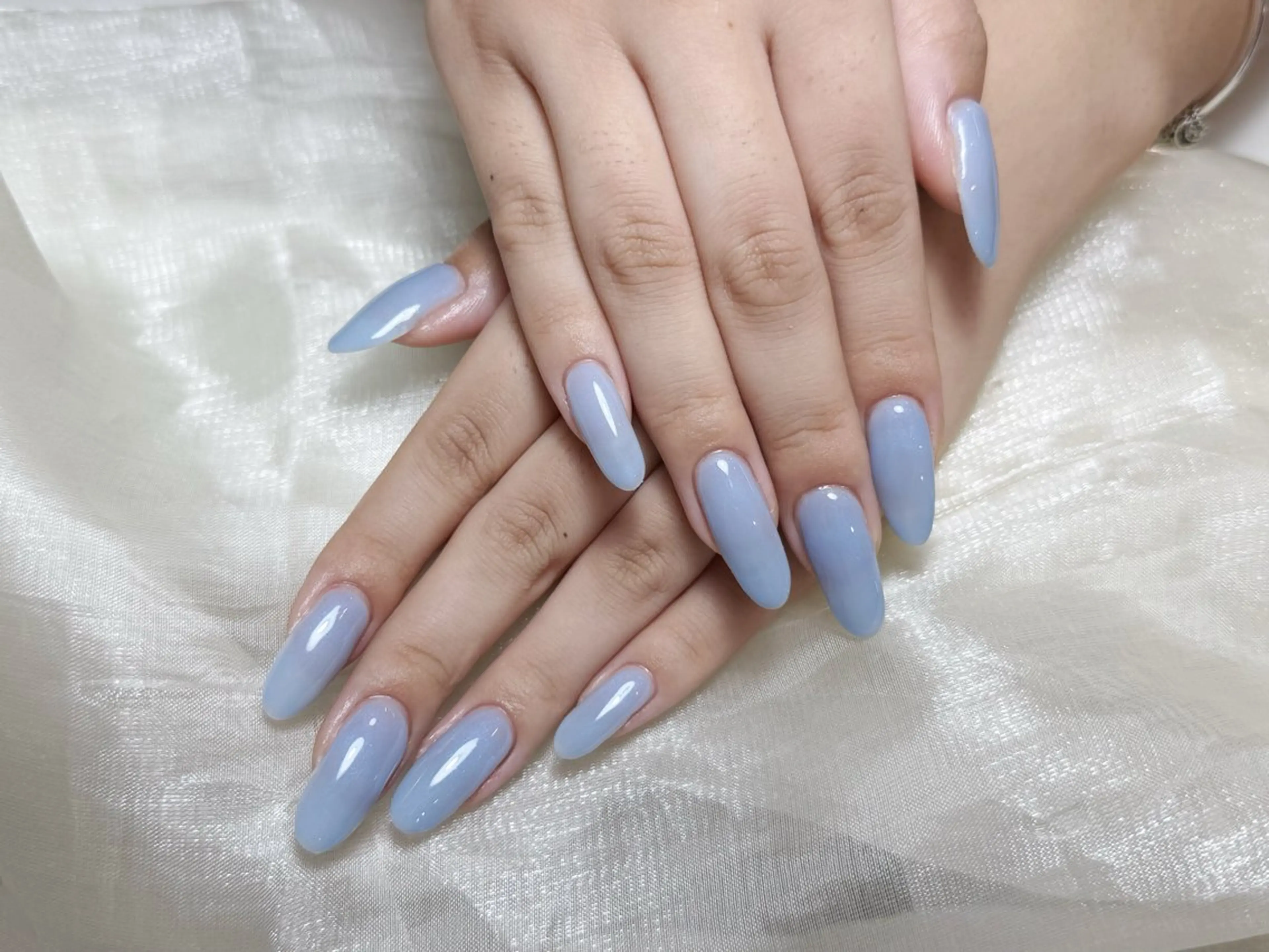 😍  チップ長さだし+ワンカラー/ラメグラ（ソフトオフ込み）の写真