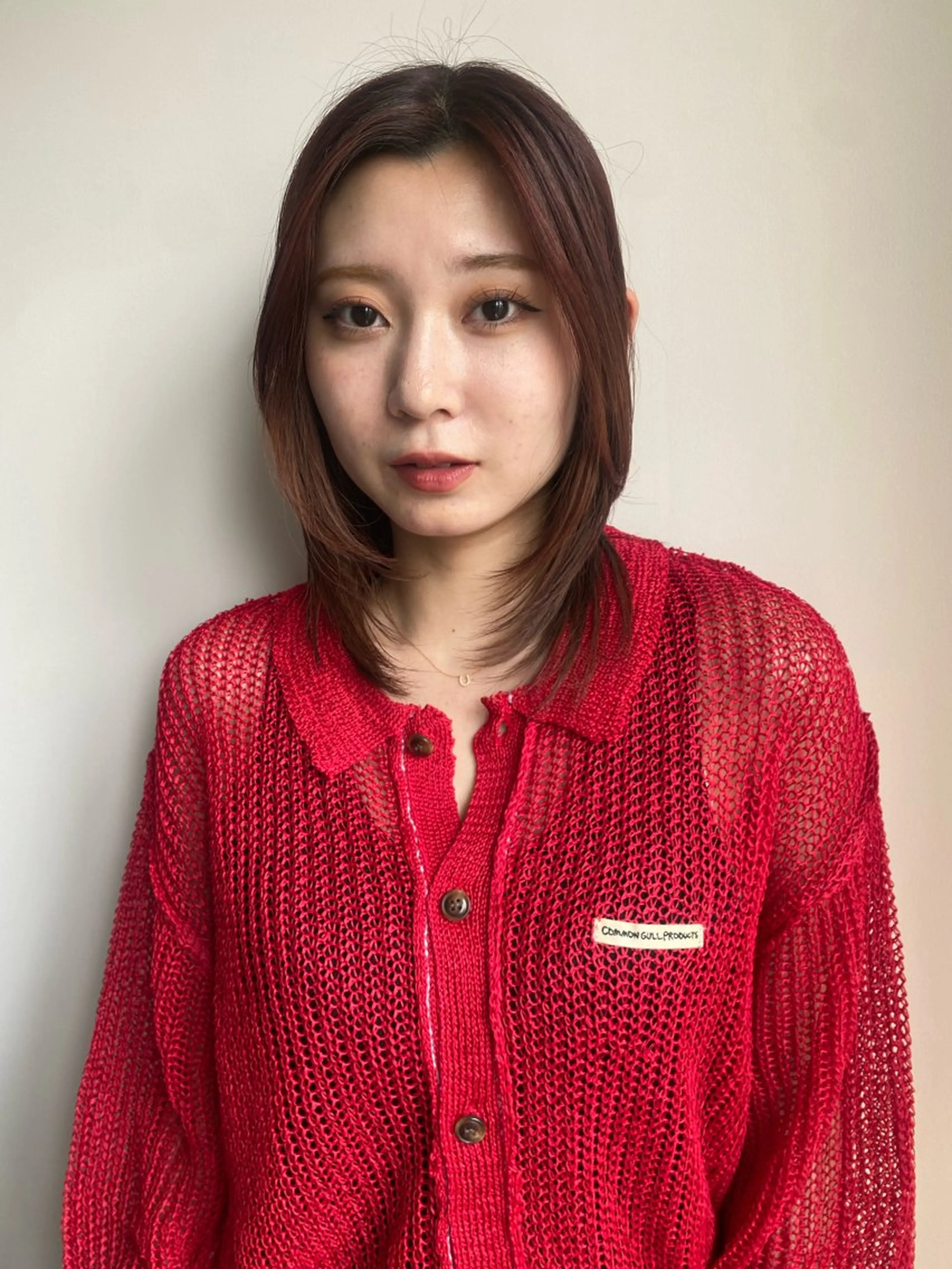 ミディアム カット ヘアカラー トリートメント 暖色カラー/オリーブ /ミニボブ/白柳美空のヘアスタイル