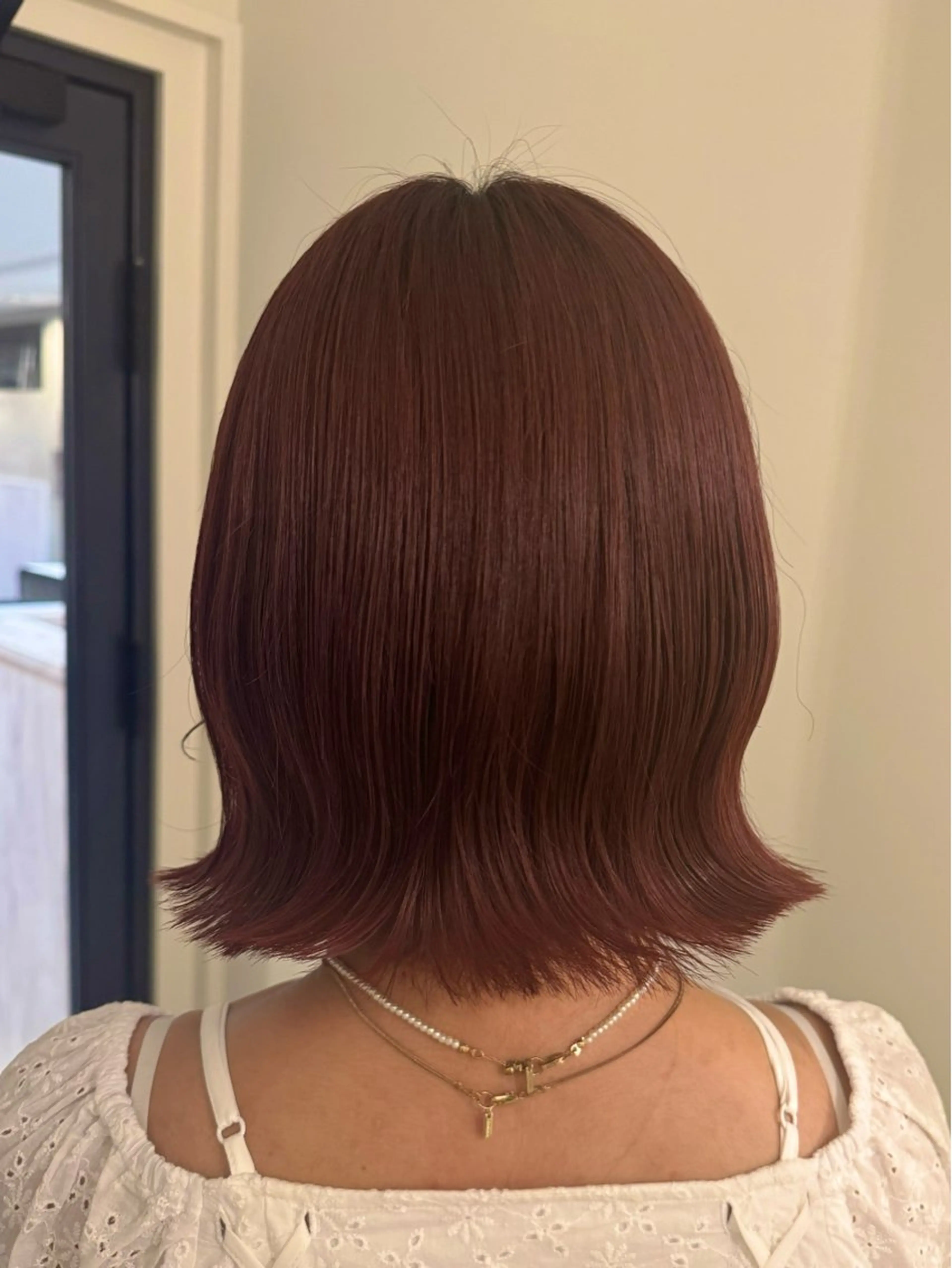 ミディアム カラー 内沼 恵留菜のヘアスタイル