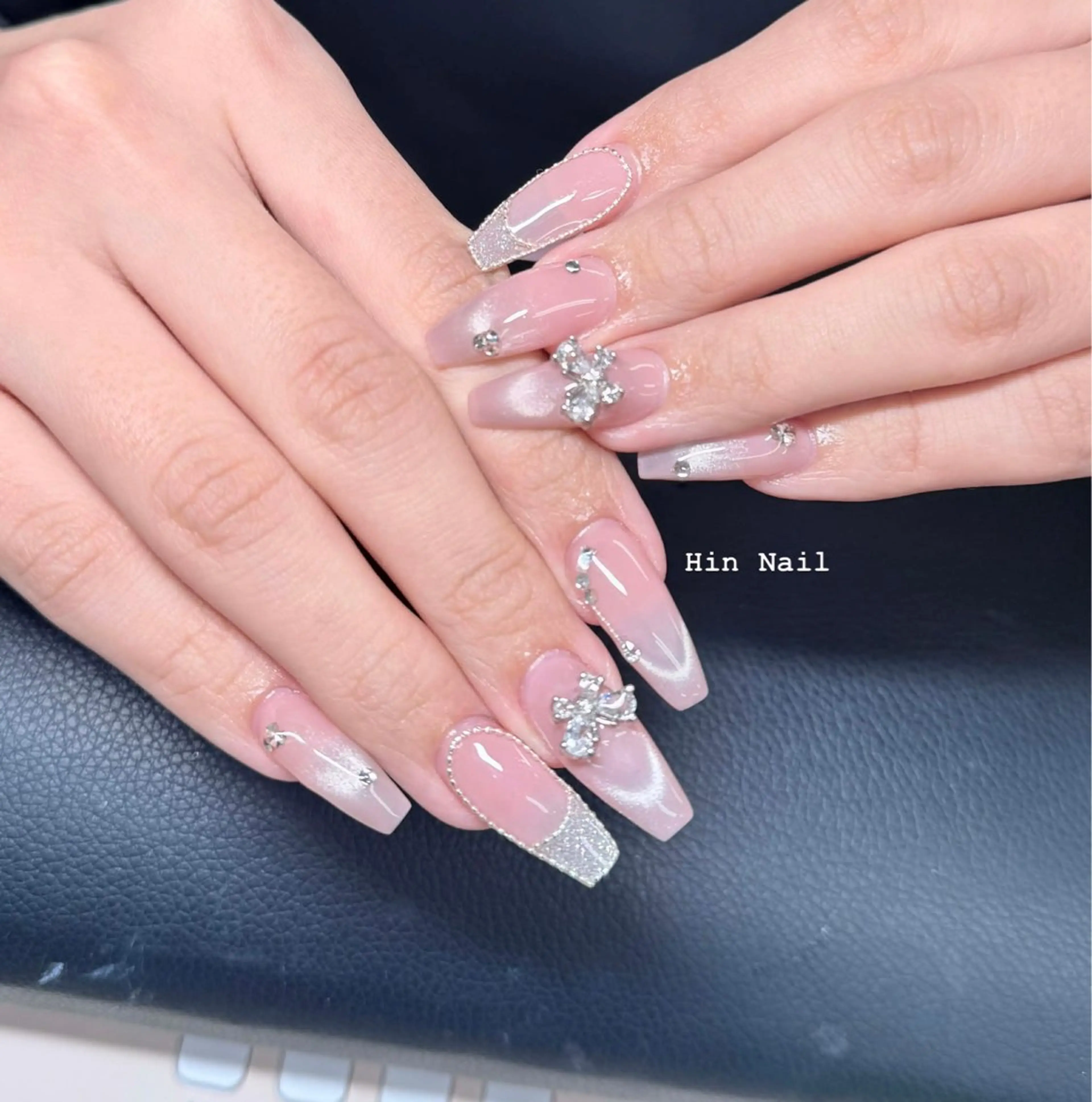 ネイル ハンドネイル HIN NAILのネイルデザイン