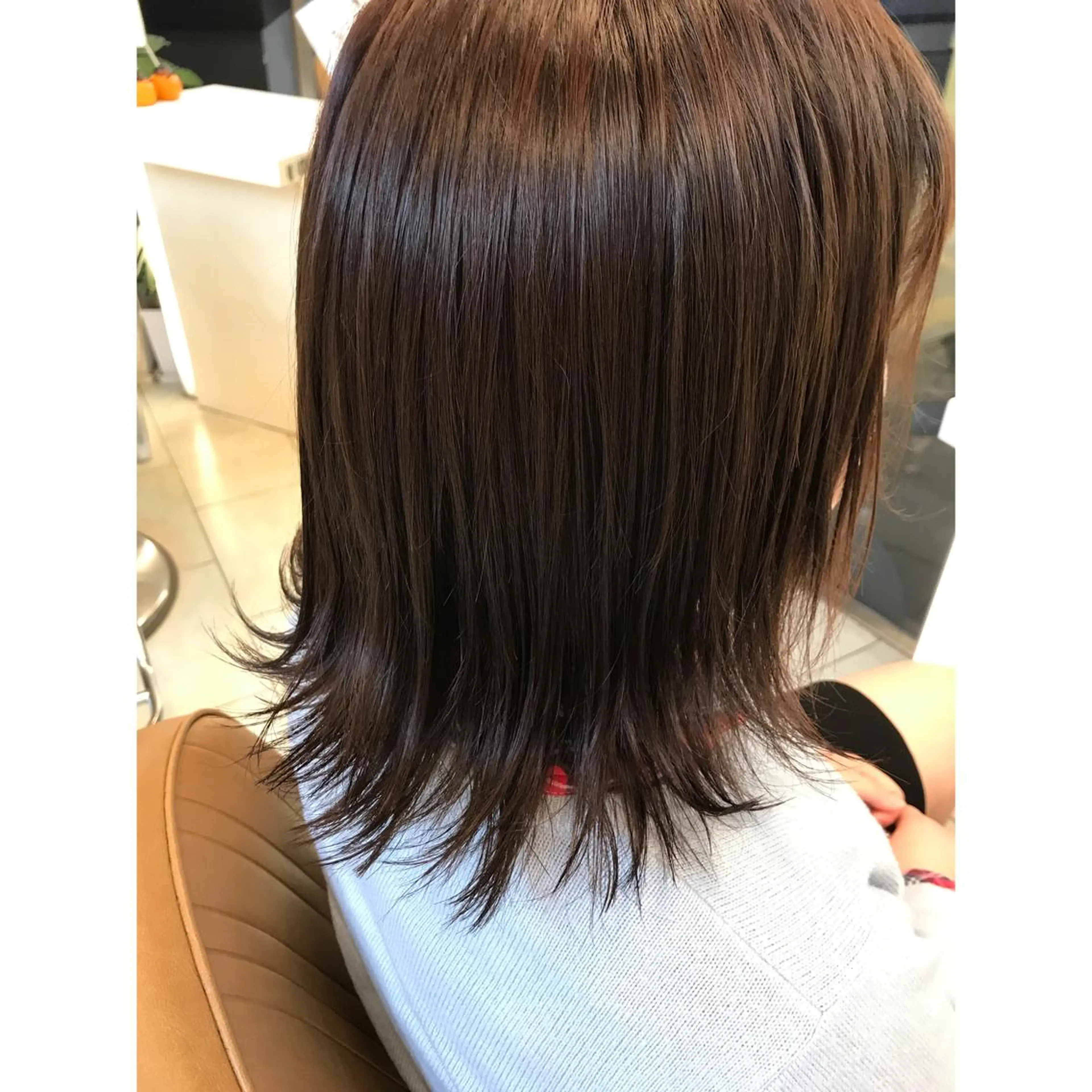 ミディアム カラー ワンレンボブ ボブ 外ハネヘア 坂西 春果のマツエク・マツパデザイン