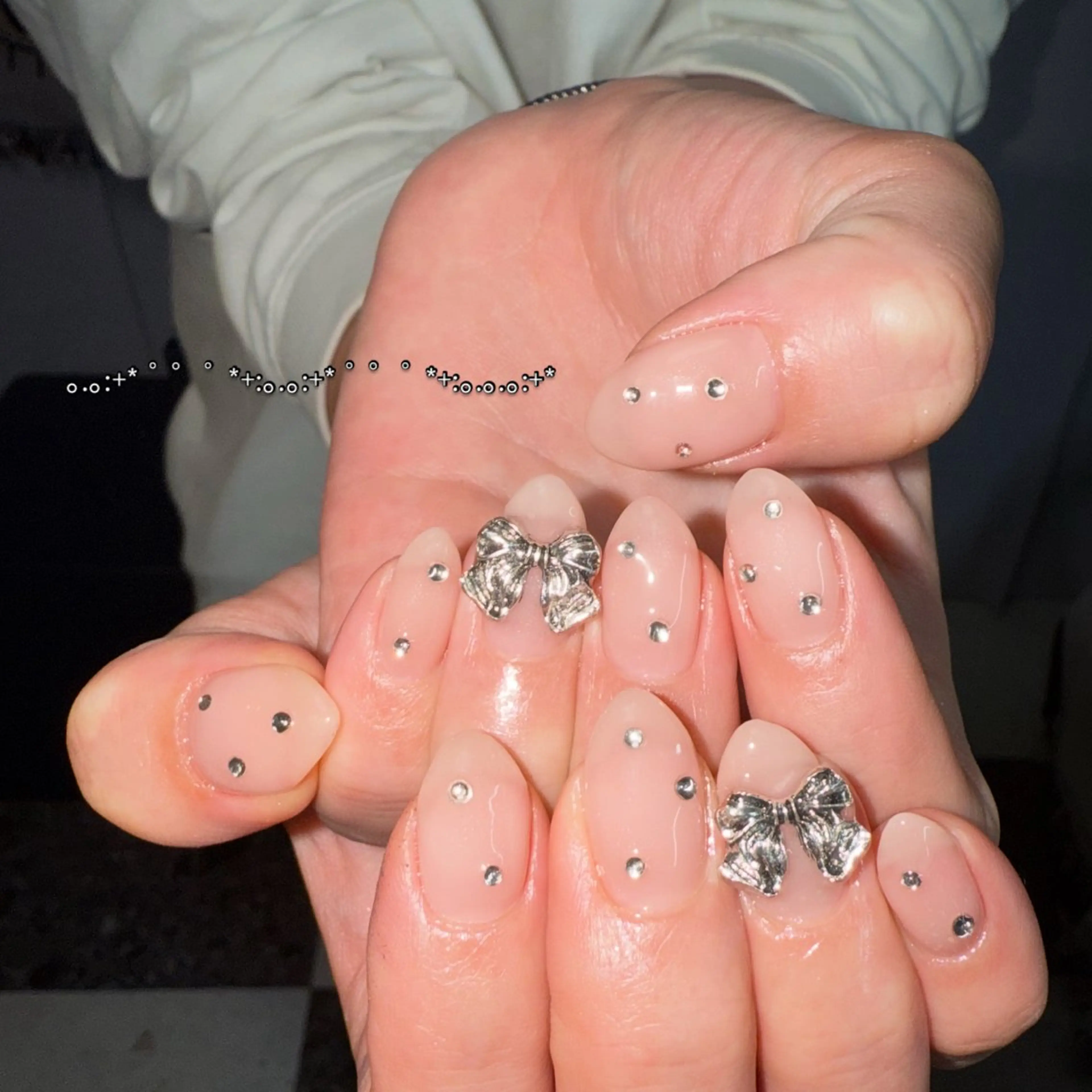 ネイル キラキラネイル オフィスネイル シンプルネイル ハンドネイル posa nail モエミのネイルデザイン