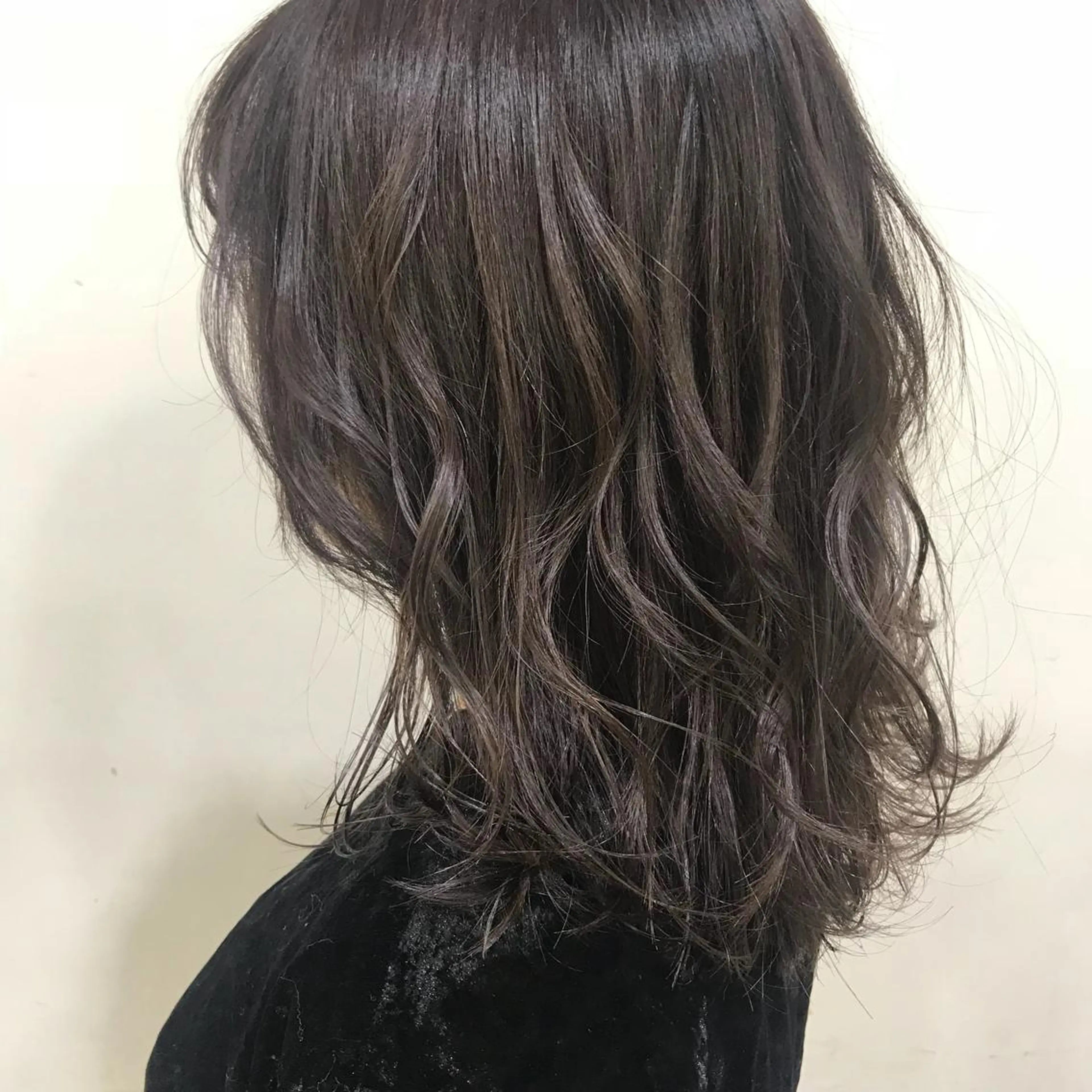 セミロング カラー AMI ウルフパーマ/メンズのヘアスタイル