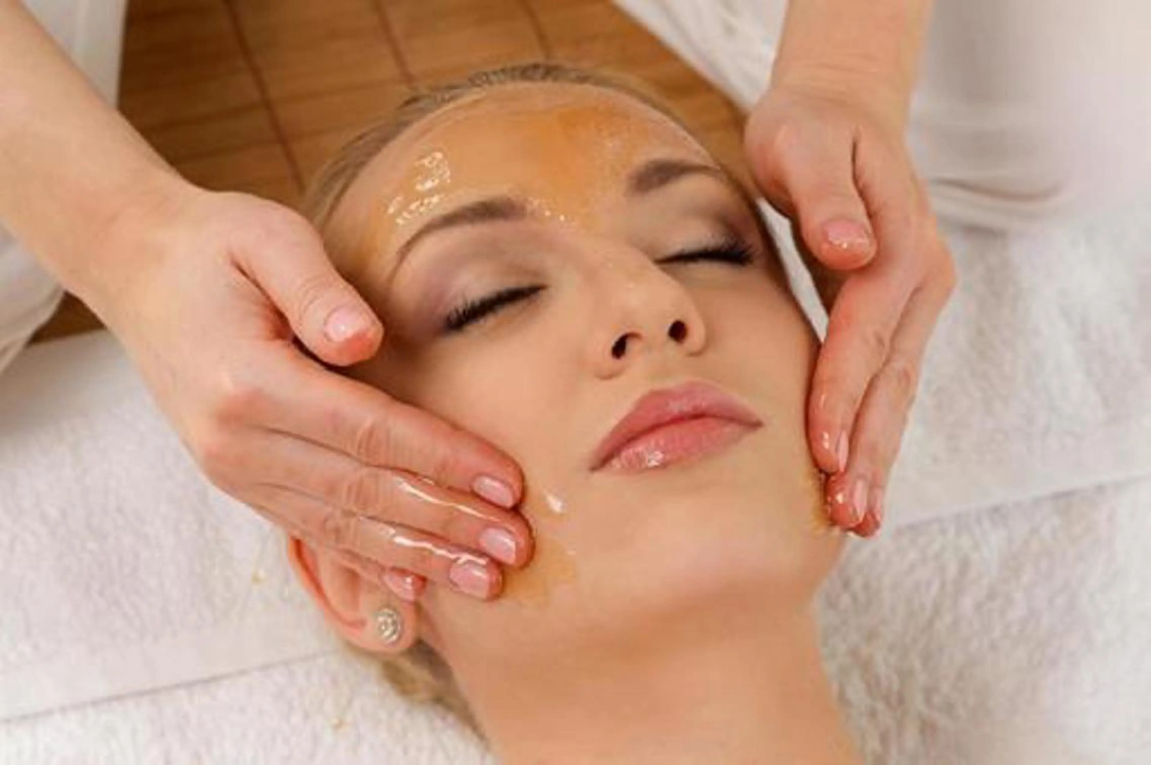 ❤️‍🔥ミニモ限定140分特別価格¥7,700❤️‍🔥首、肩リンパ➕美顔器、うる艶くすみとりパック付き☺️の写真