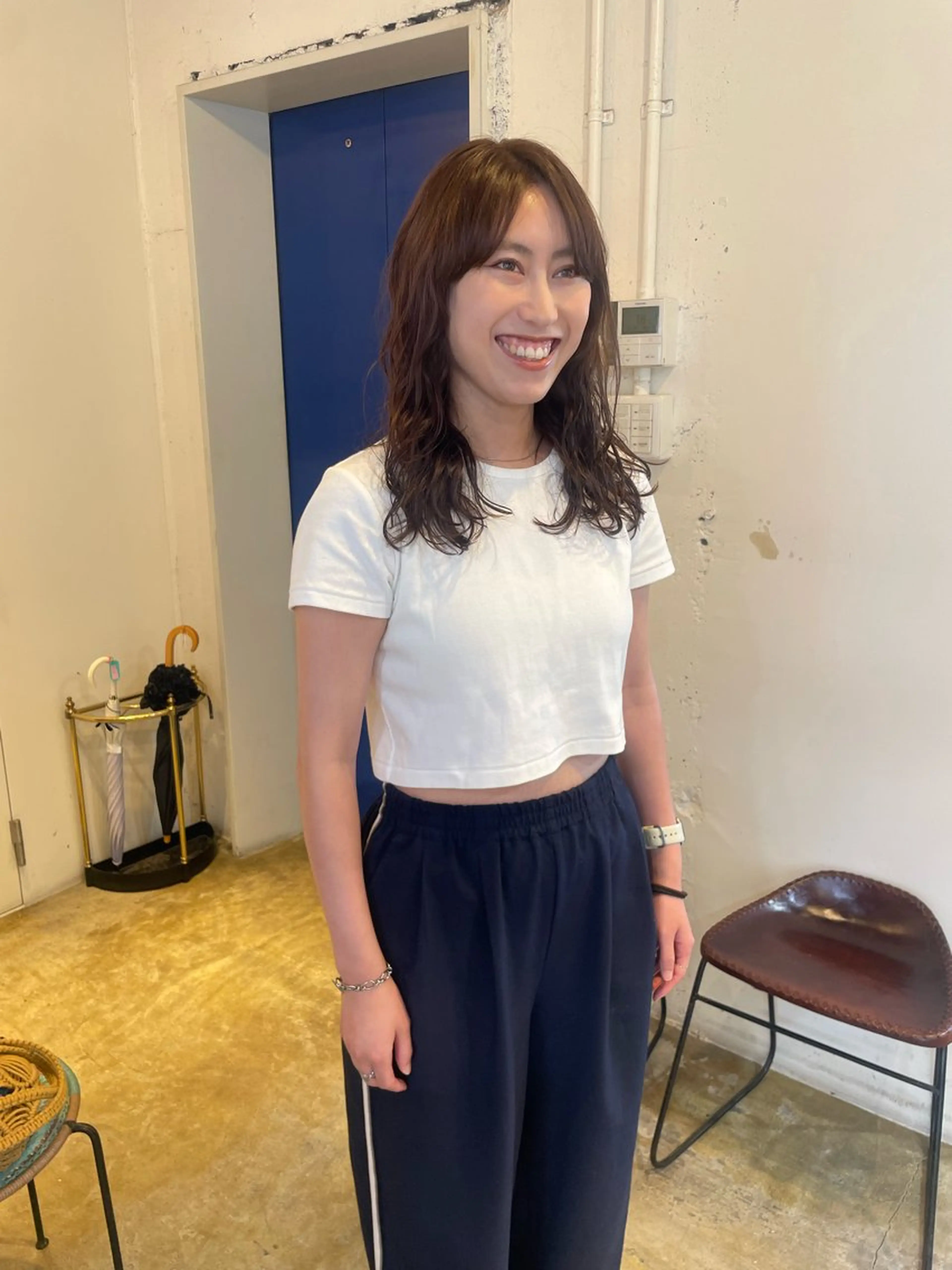 ミディアム カラー ミディアムパーマ ベージュカラー カット ヘアカラー パーマ トリートメント MIOベージュカラー 柔らかいカラーのヘアスタイル