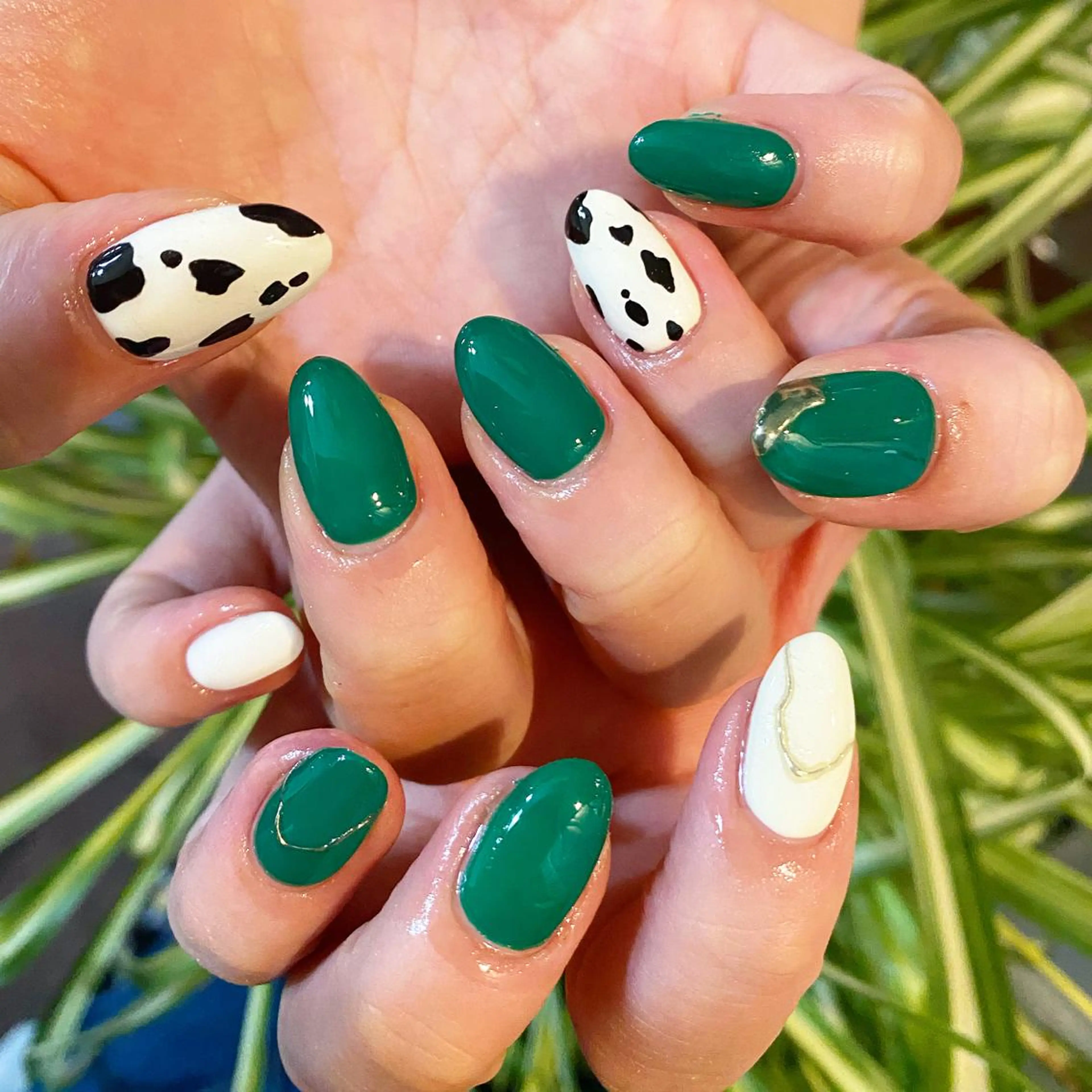 ネイル crystal ⭐︎ colorのネイルデザイン