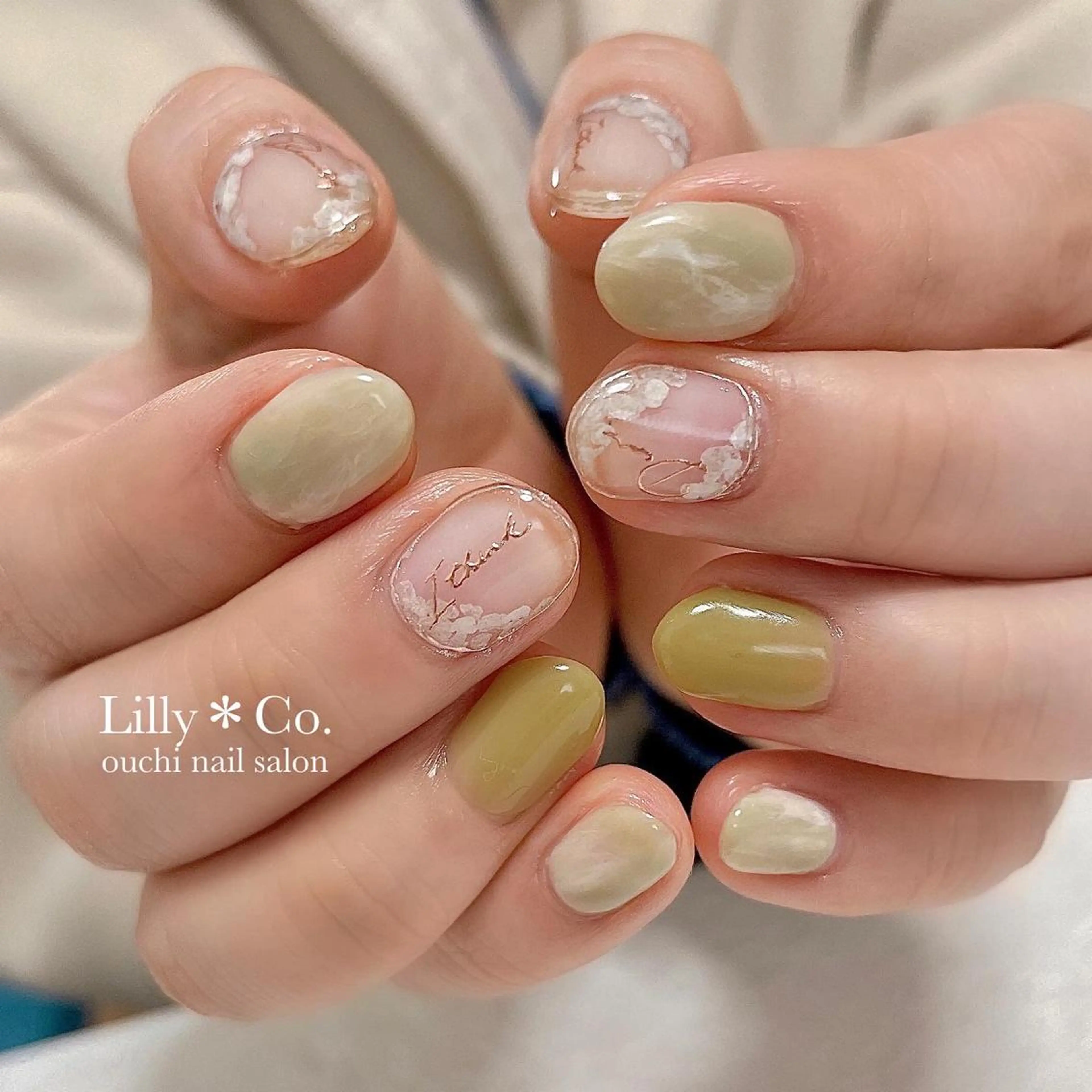 ネイル ピスタチオネイル ハンドネイル ハンドケア Lilly Co.のネイルデザイン
