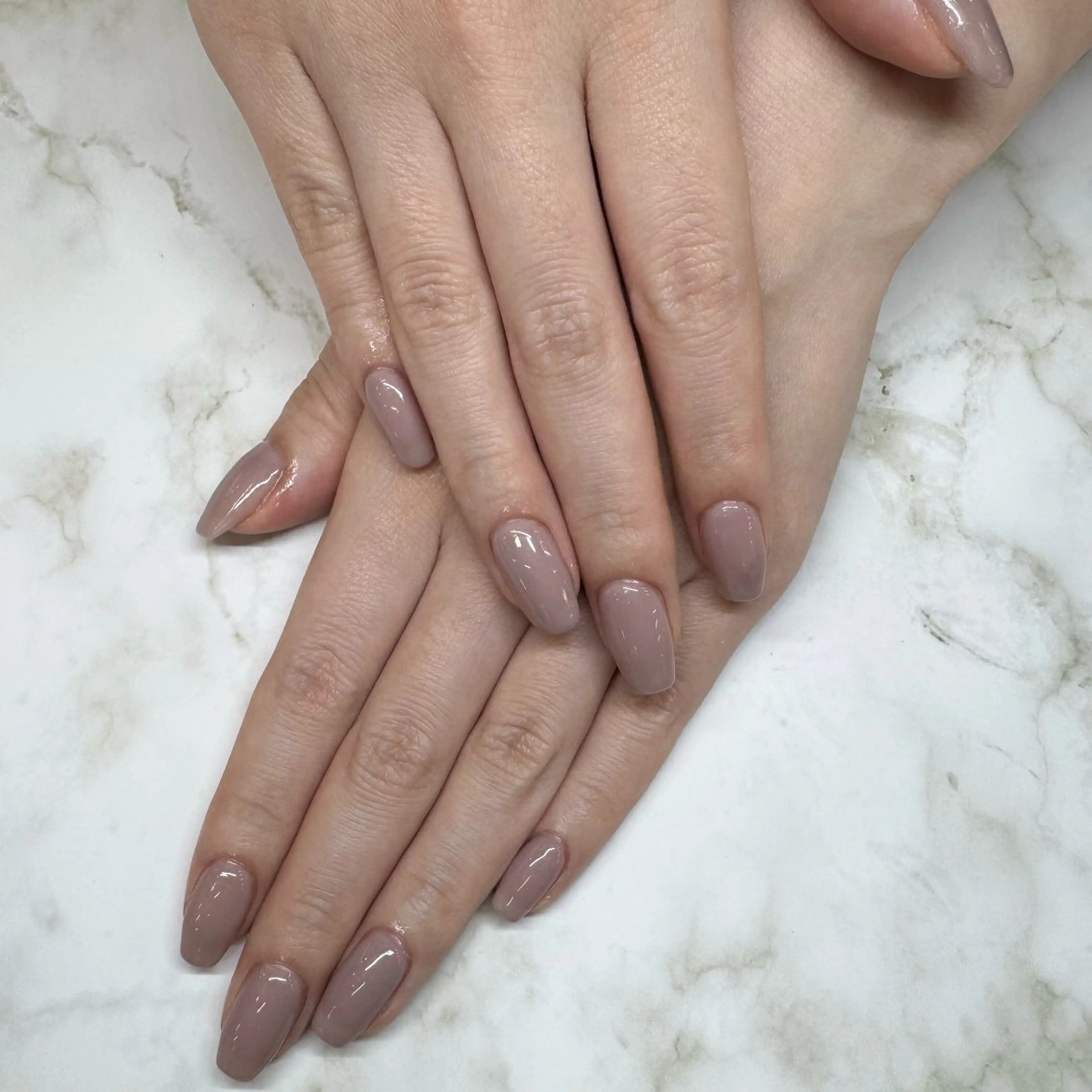 ネイル ワンカラーネイル MAXKELLY あかのネイルデザイン