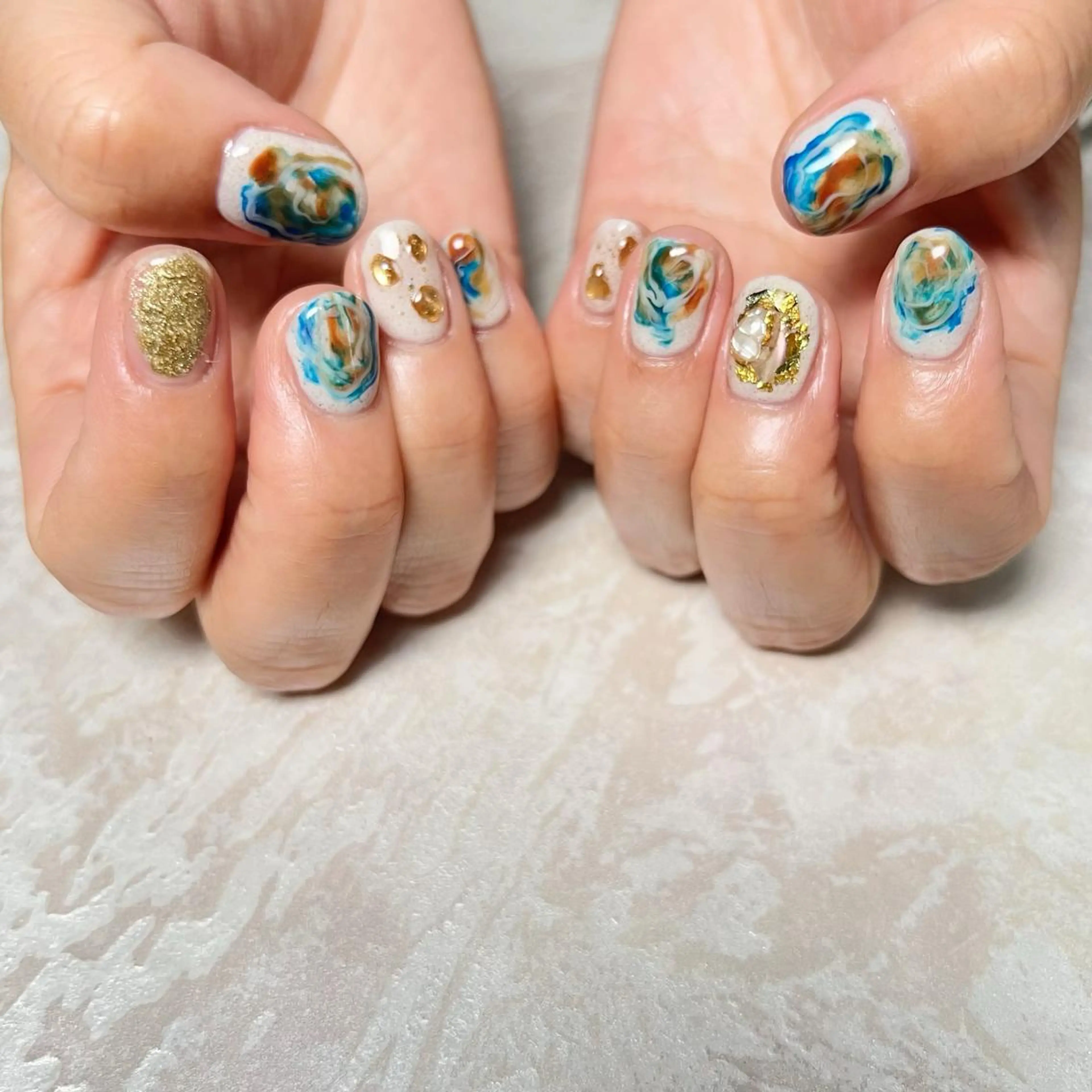 ネイル ニュアンスネイル ショートネイル gemickle nailのネイルデザイン