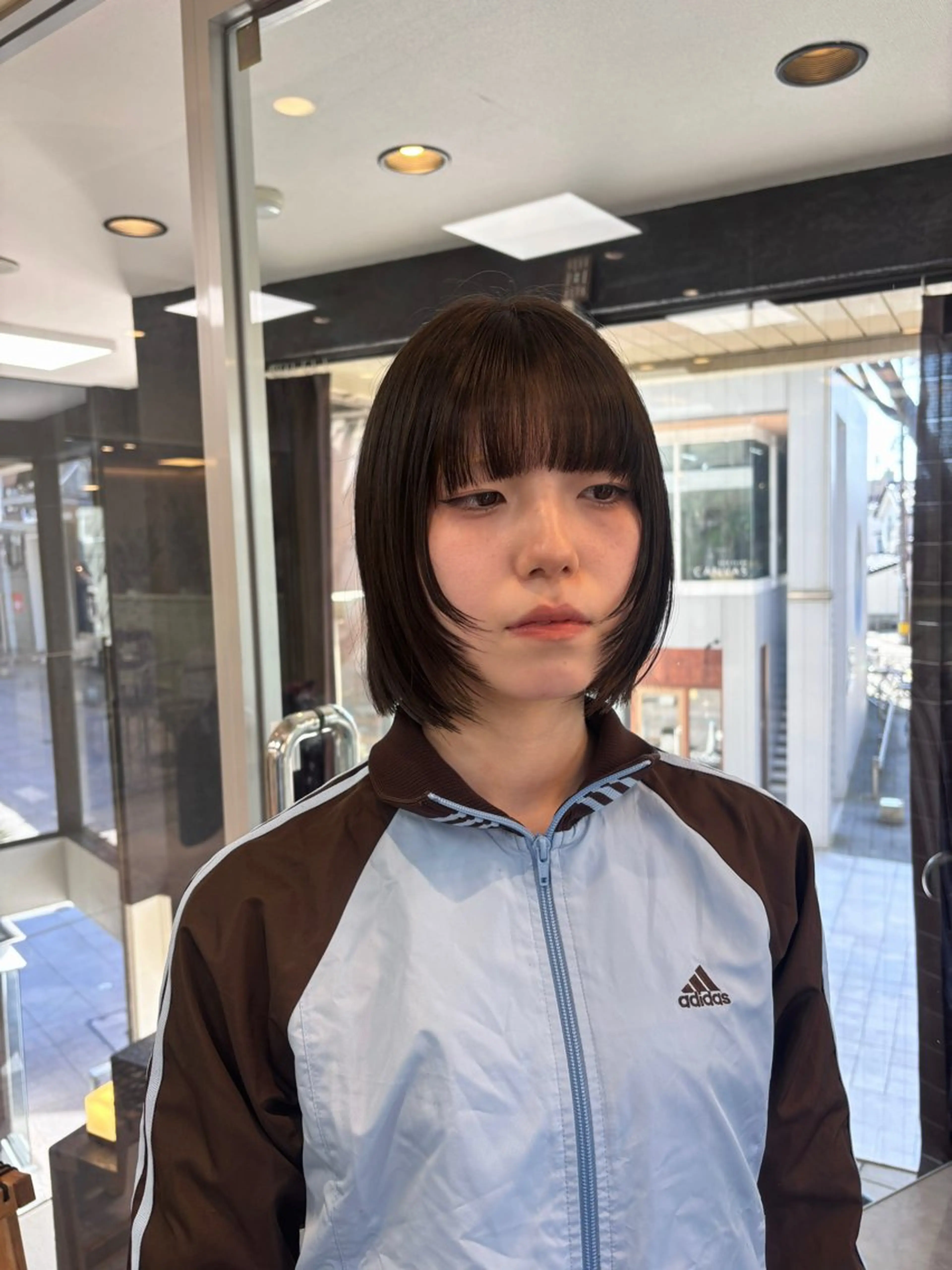 ショート カット ヘアカラー 竹田 佳奈のヘアスタイル