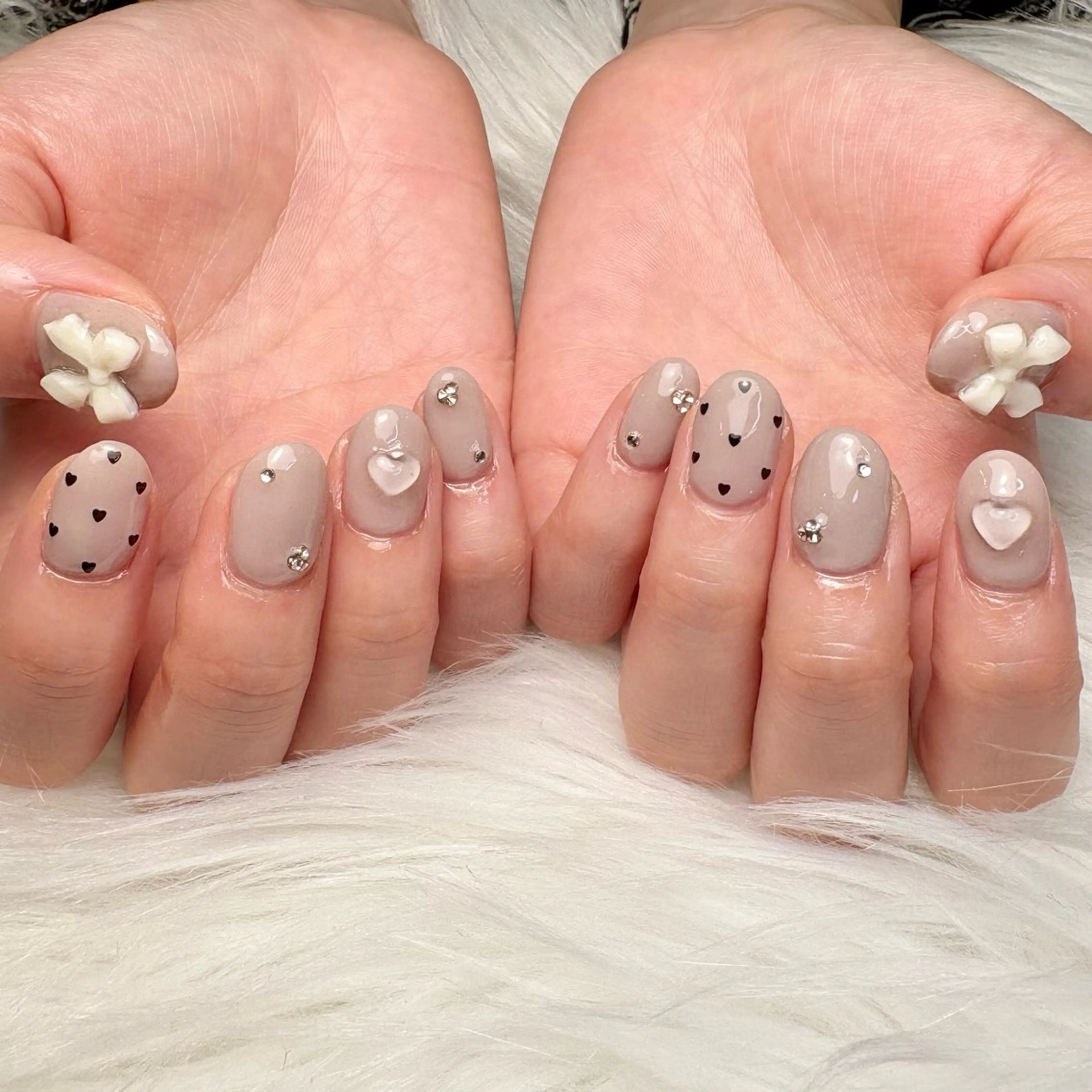 ネイル ハンドネイル VIVA NAIL所属・自爪を傷つけない フィルイン3500円のネイルデザイン