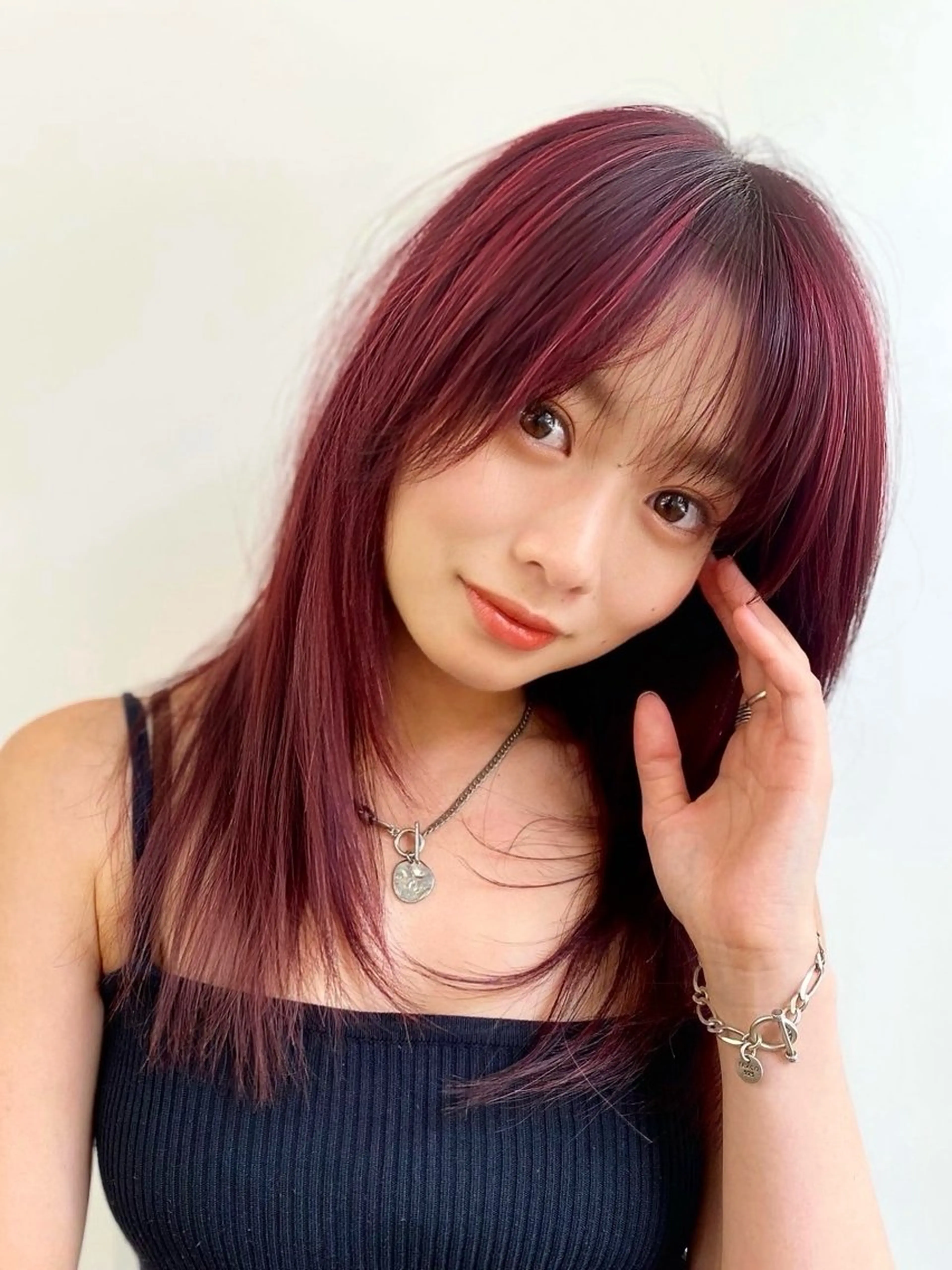 セミロング カラー カット ヘアカラー トリートメント 韓国風×透明感カラー 髪質改善オタベシンヤのヘアスタイル