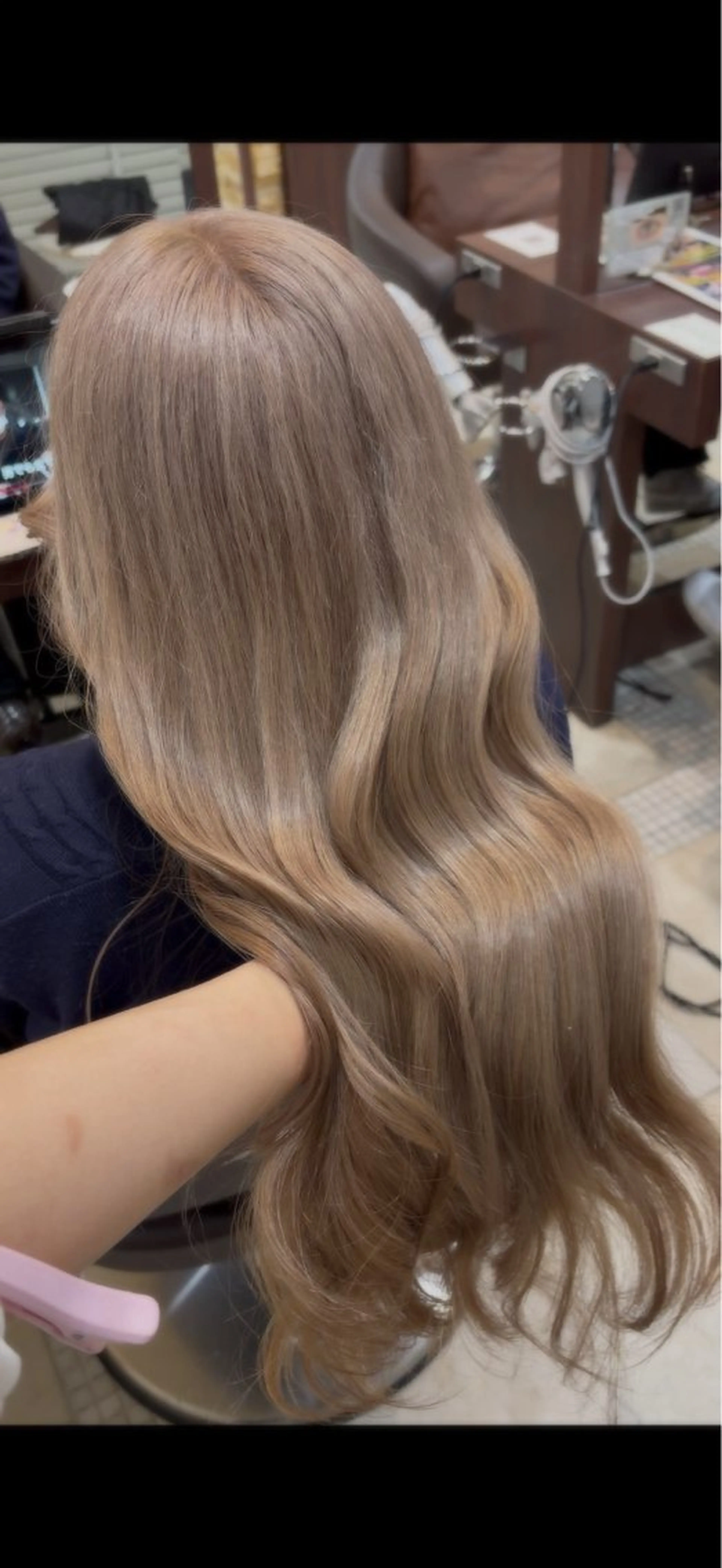 ロング ヘアカラー 【暖色ハイトーン】 HARUNA🌼のヘアスタイル