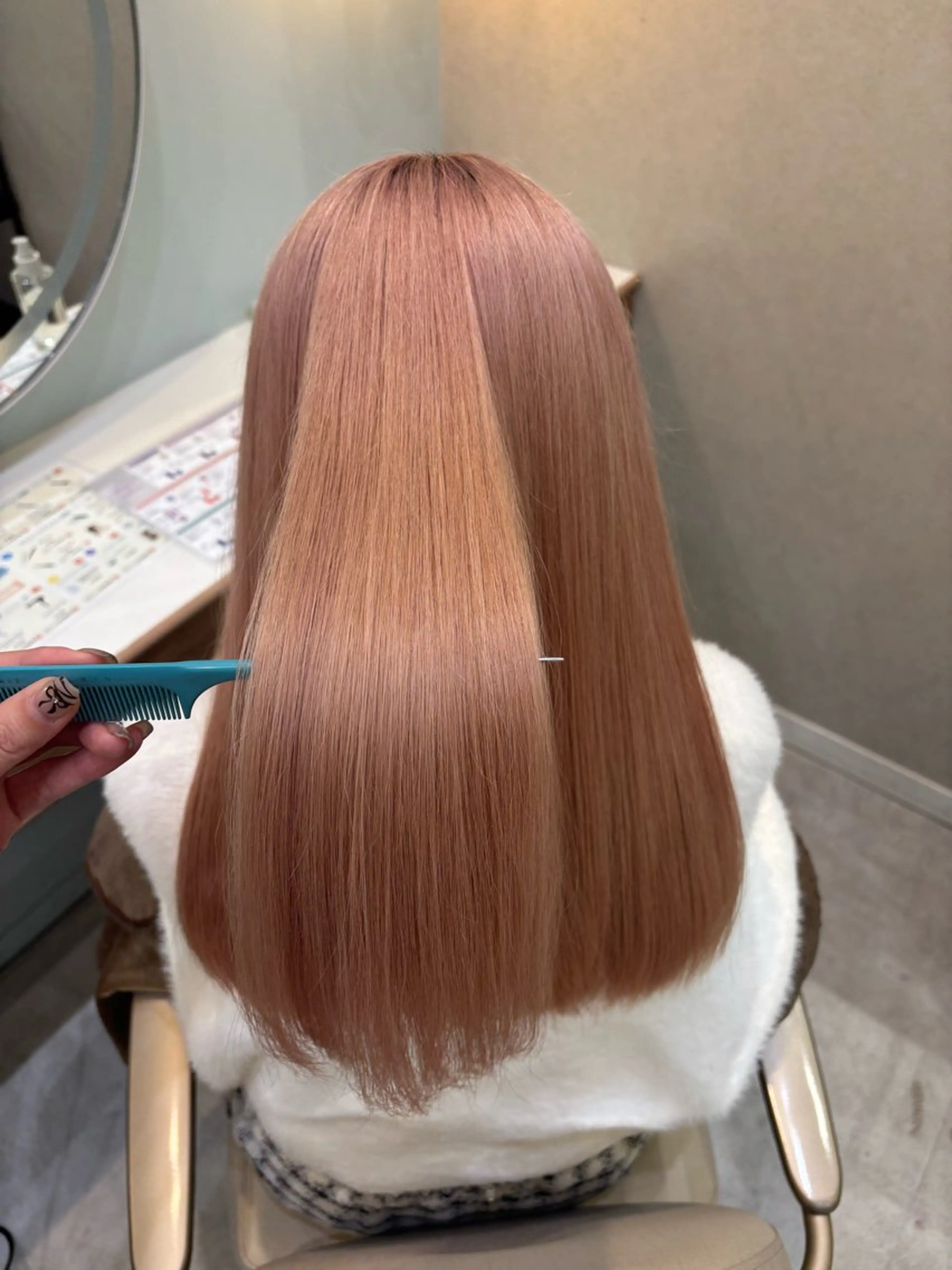 セミロング カラー ブリーチ ピンクカラー うる艶┊ 暖色┊ 韓国ヘア┊ ひなたのヘアスタイル