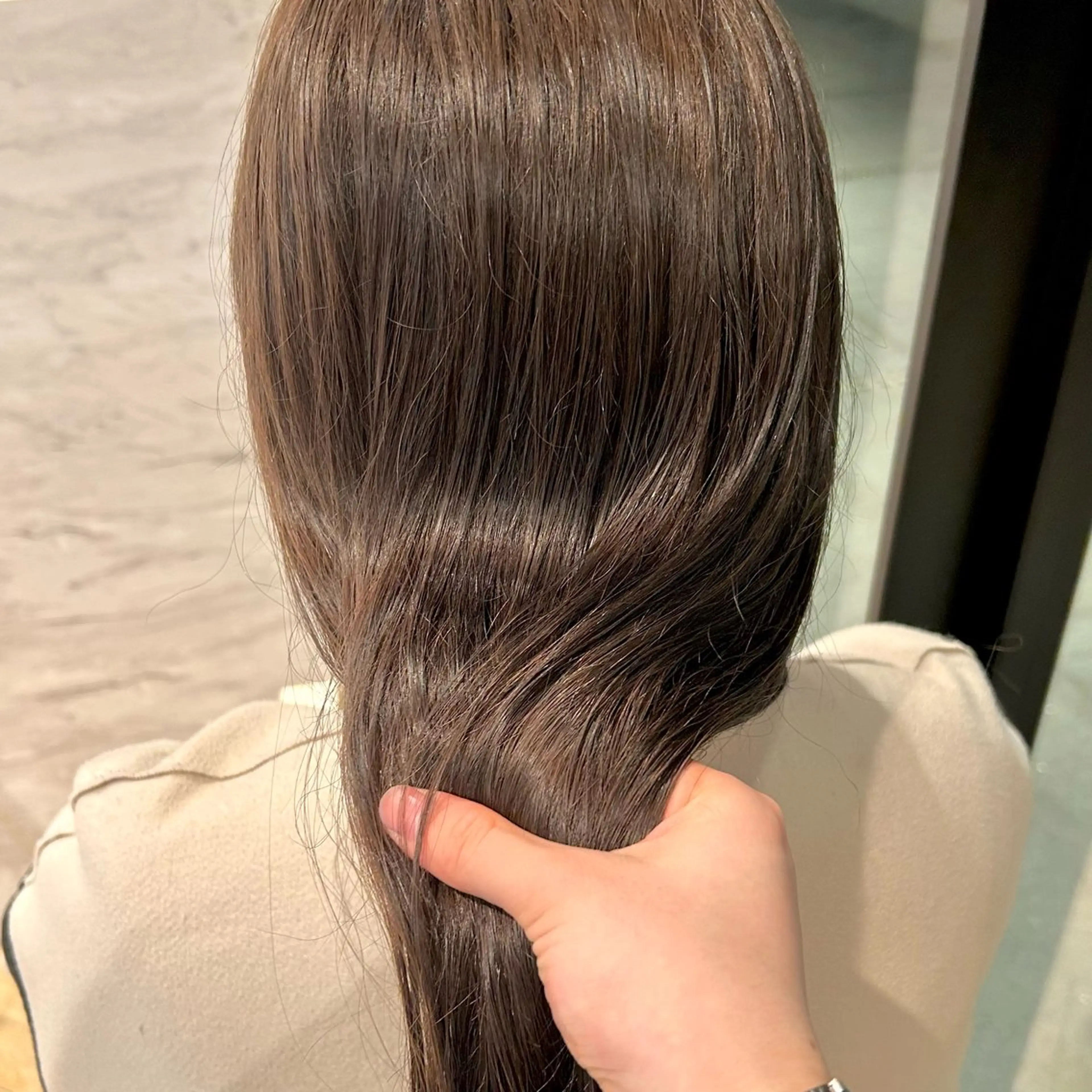 セミロング カラー ブリーチ 透明感カラー ダブルカラー グレージュ ブリーチなしカラー 透明感/ベージュ /kazui🐈のヘアスタイル