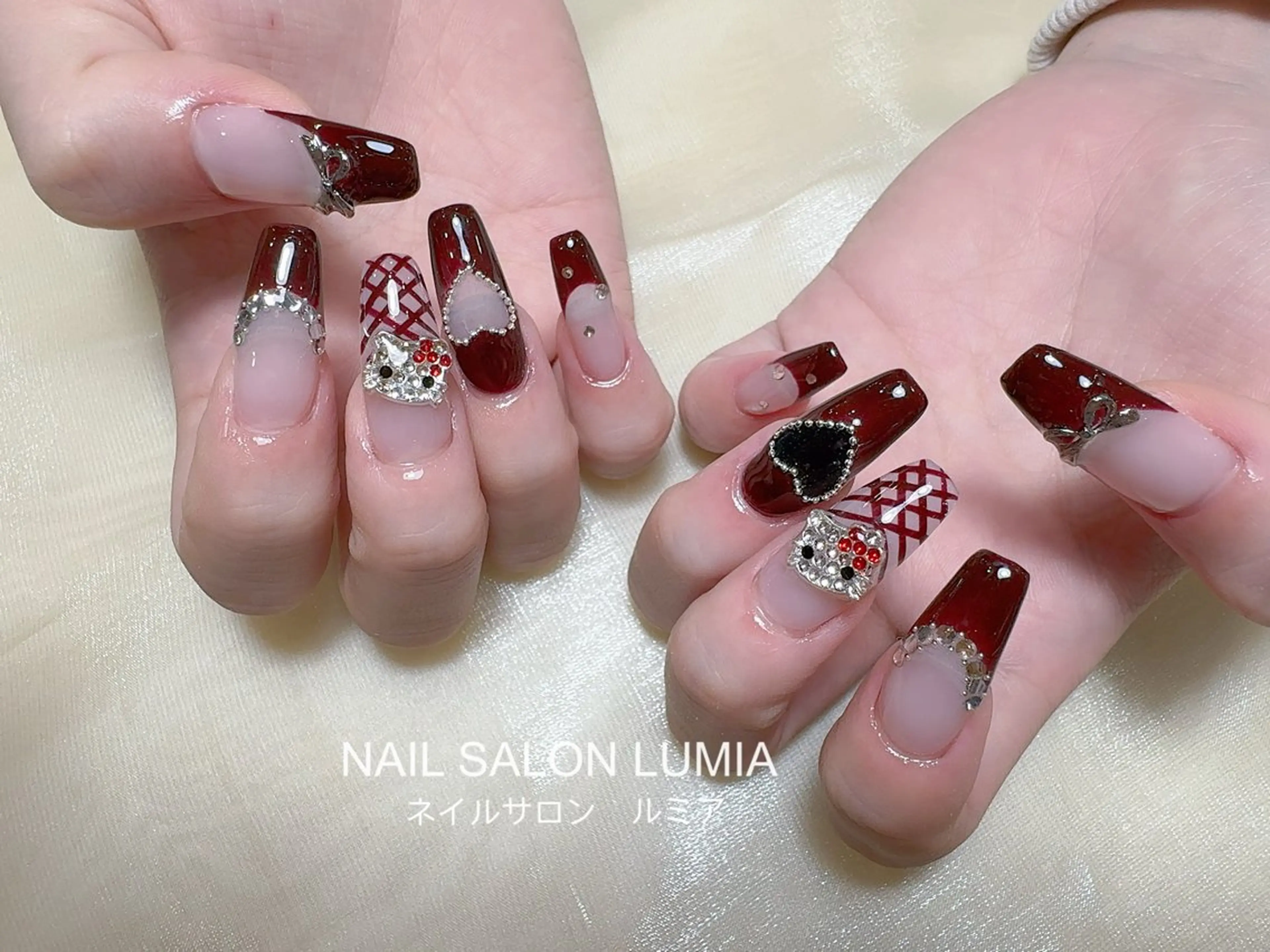 ネイル ハンドネイル ネイルサロン ルミア Lumia 店長のネイルデザイン