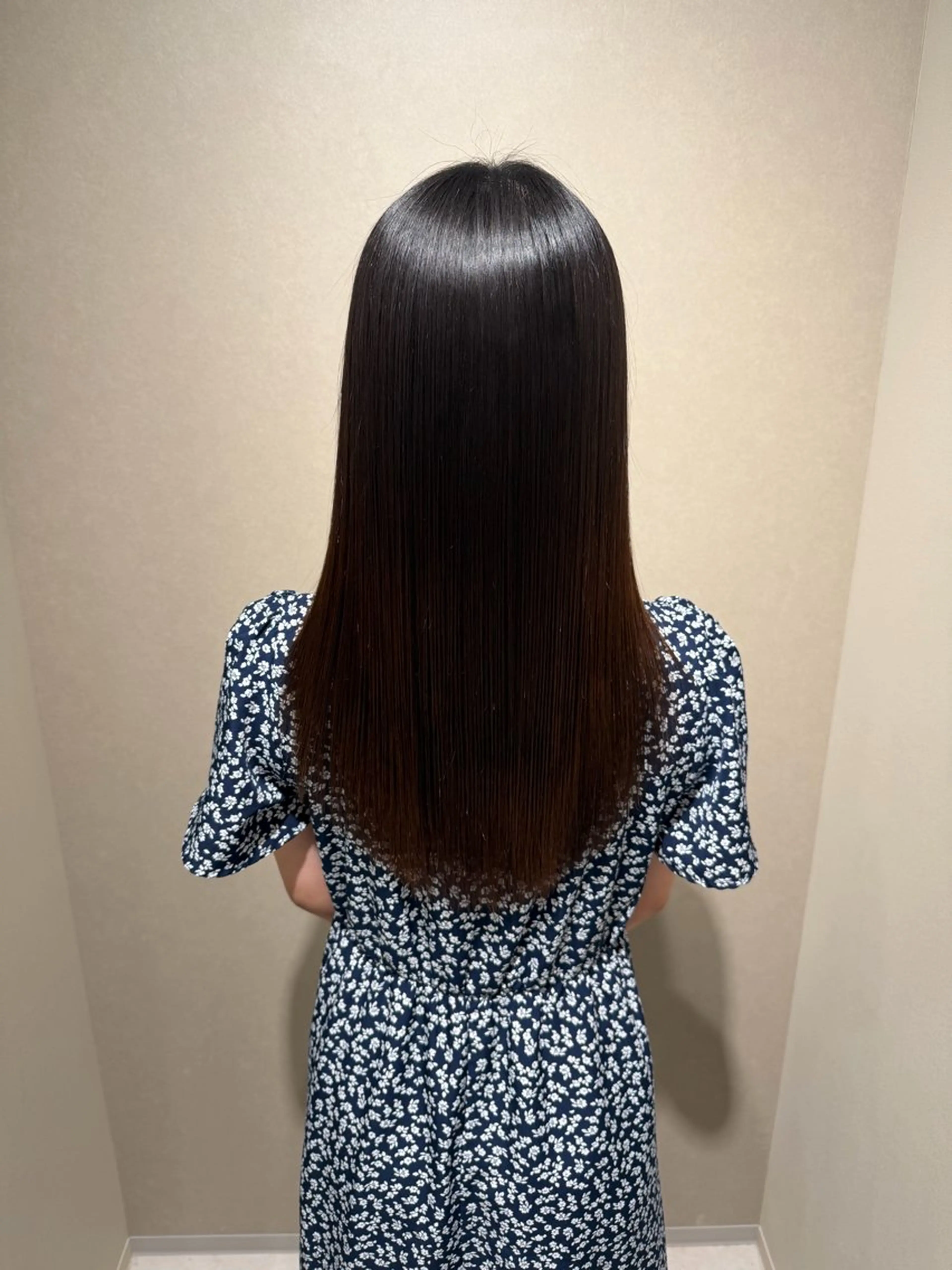 セミロング トリートメント wool TOKYO ありさのヘアスタイル
