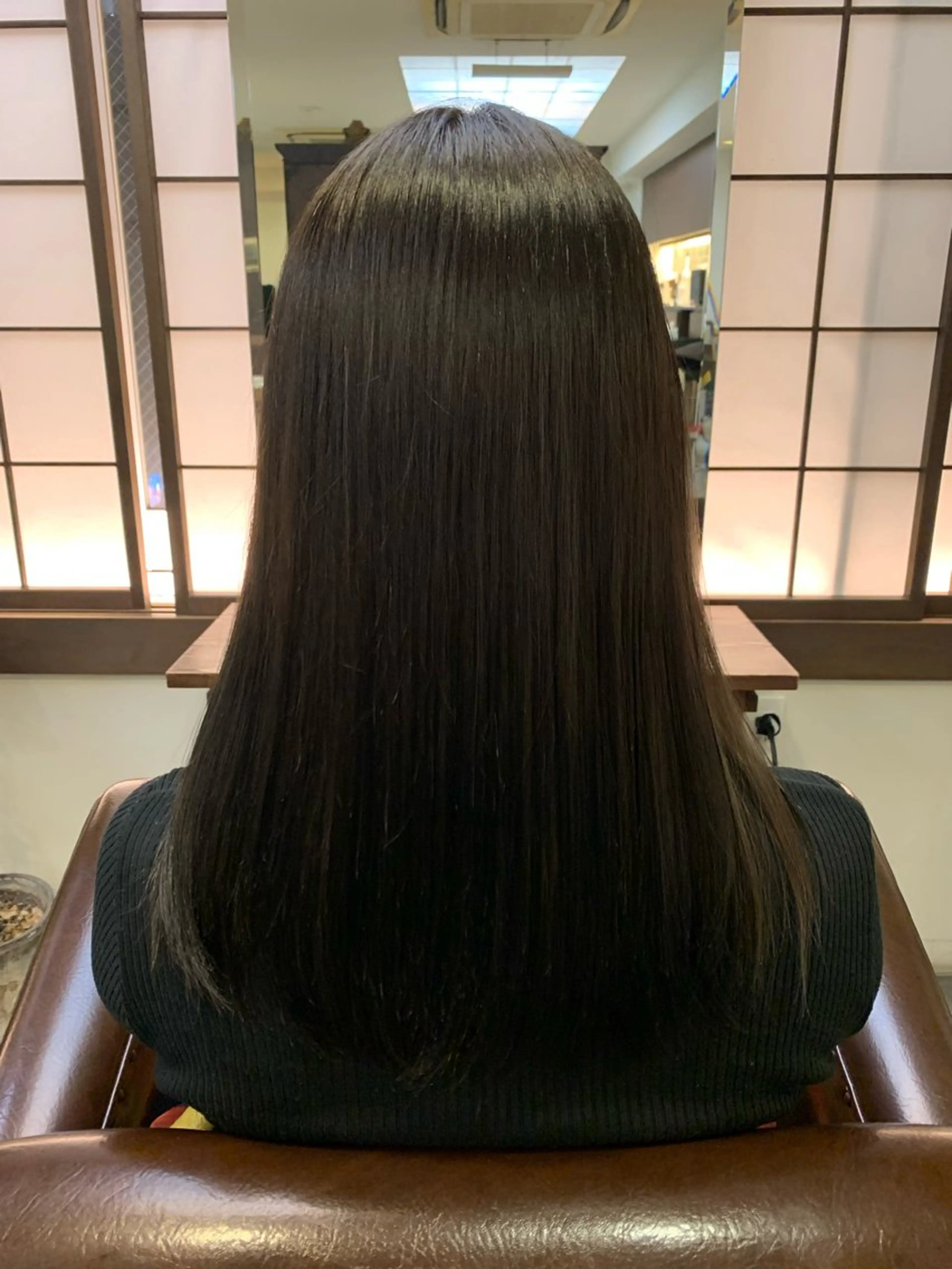 ミディアム ミディアムパーマ ハイトーン /愛子のヘアスタイル