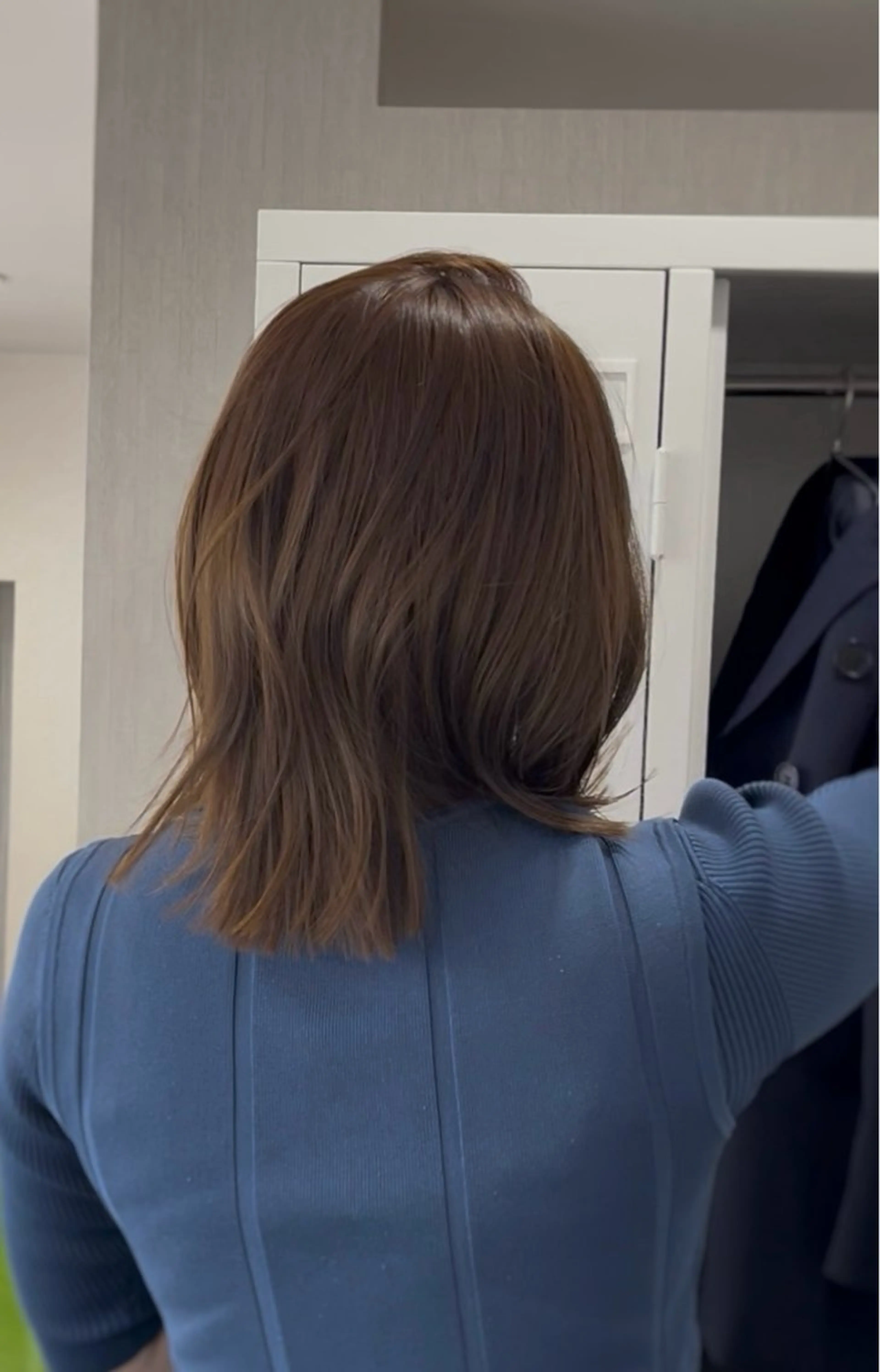 ミディアム カラー 下石怜子/レイヤー/ 透明感カラーのヘアスタイル