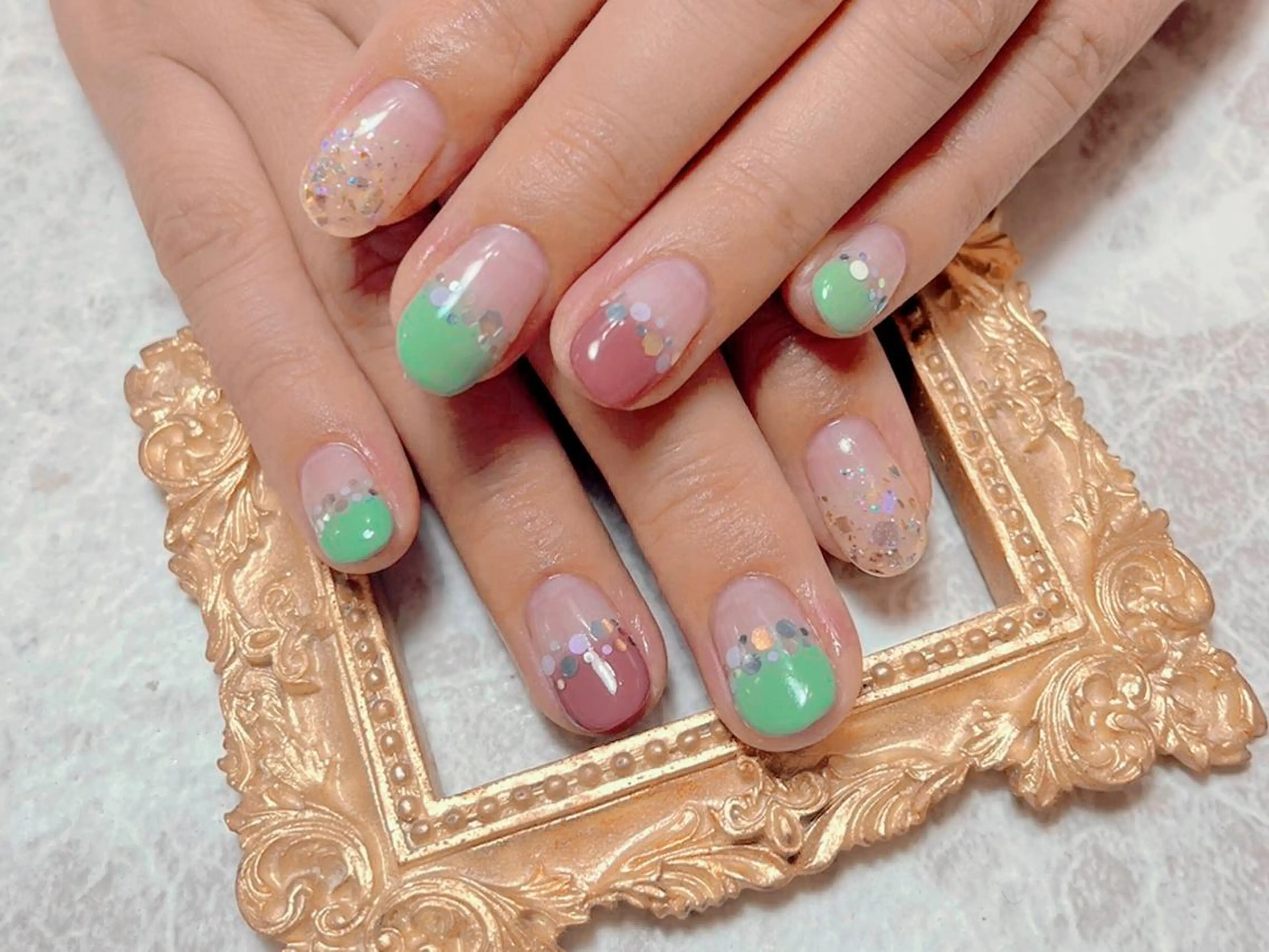 ネイル ハンドネイル マジック ミラーのネイルデザイン