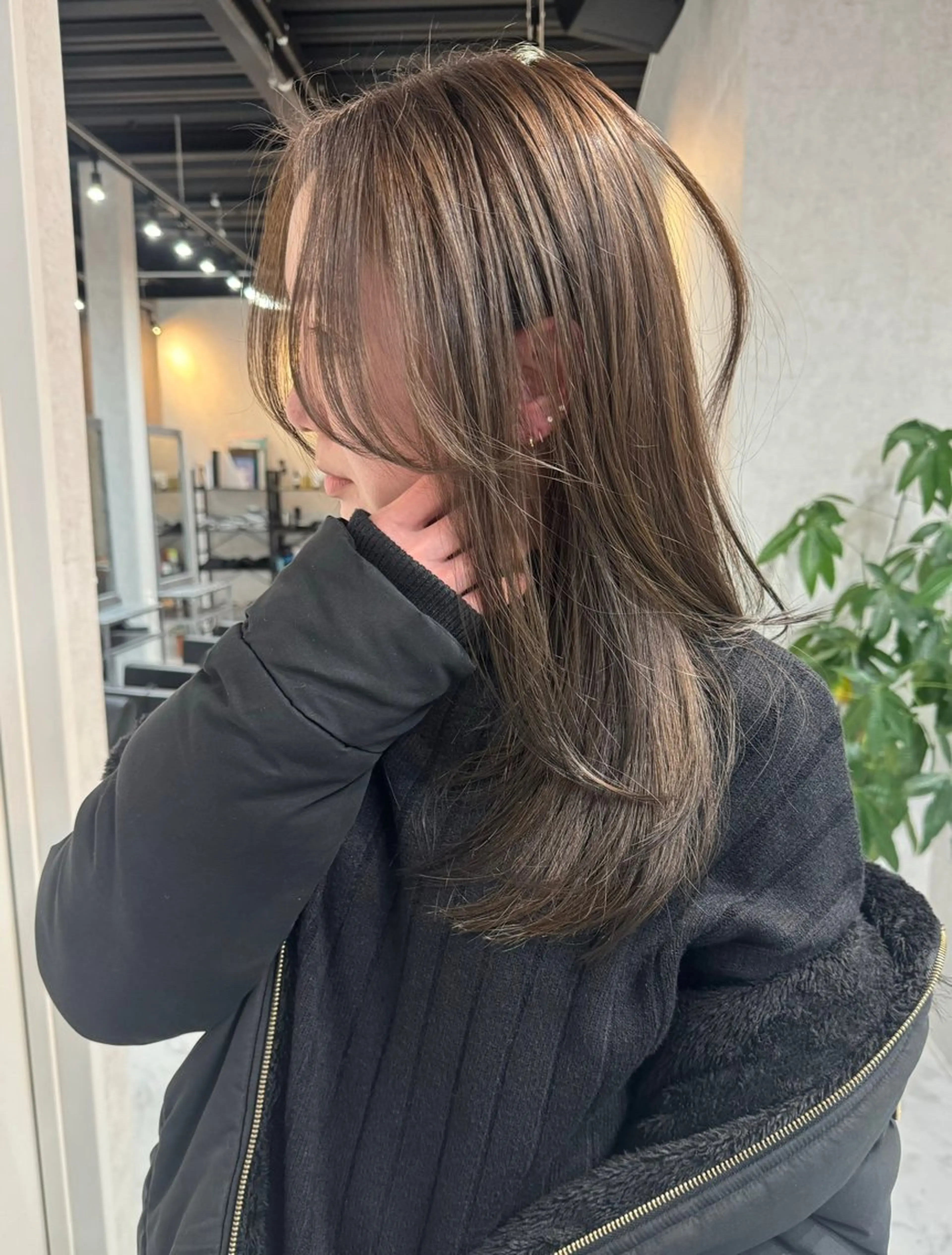 セミロング カラー ヘアアレンジ ショートボブ バレイヤージュ ブリーチ デザインカラー ダブルカラー カット アンドウ ユウ/ レイヤーカット/韓国のヘアスタイル