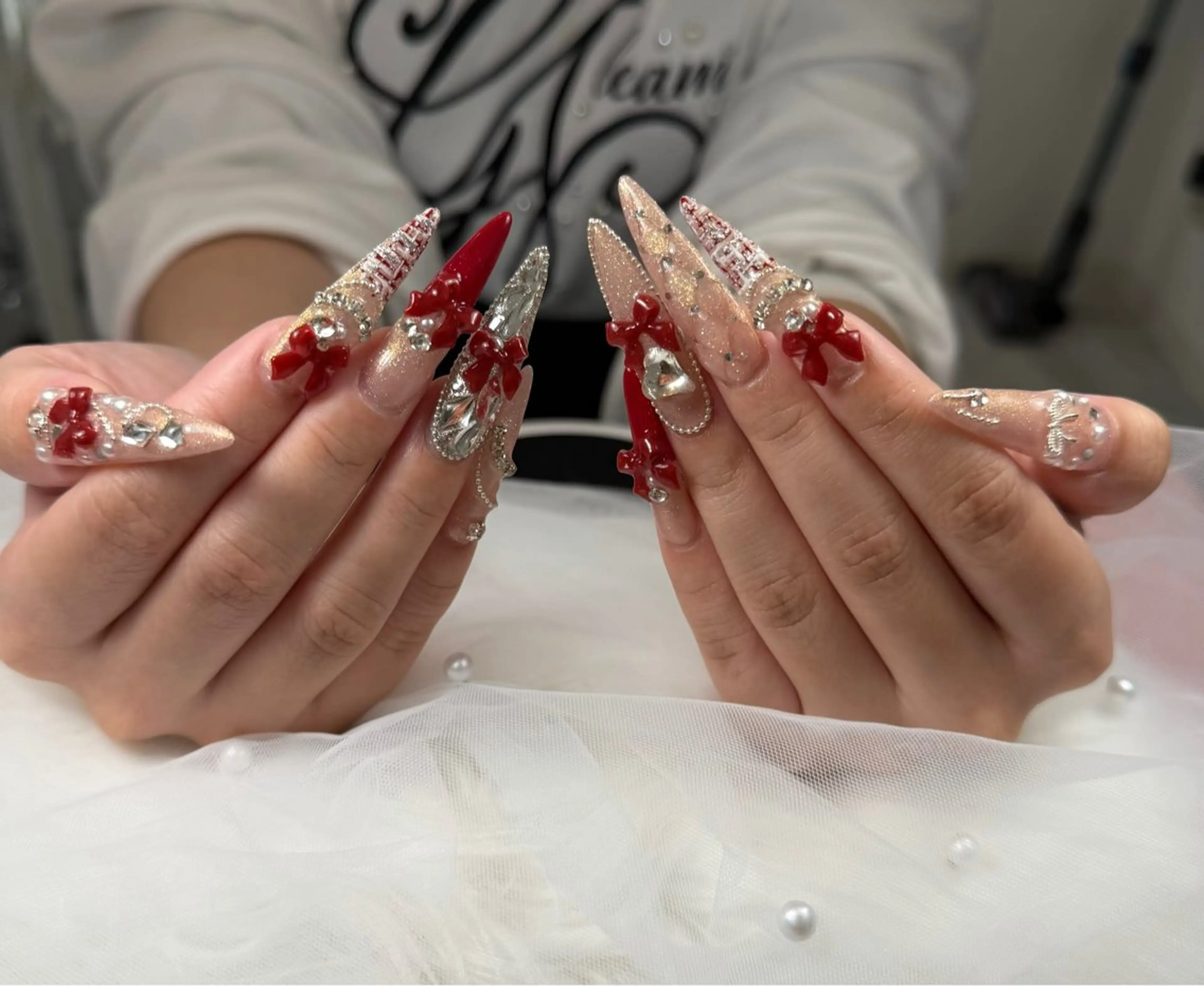 ネイル チークネイル フレンチネイル グラデーション キラキラネイル 韓国ネイル HIKARI HANA NAIL所属・HIKARIHANA NAILのネイルデザイン