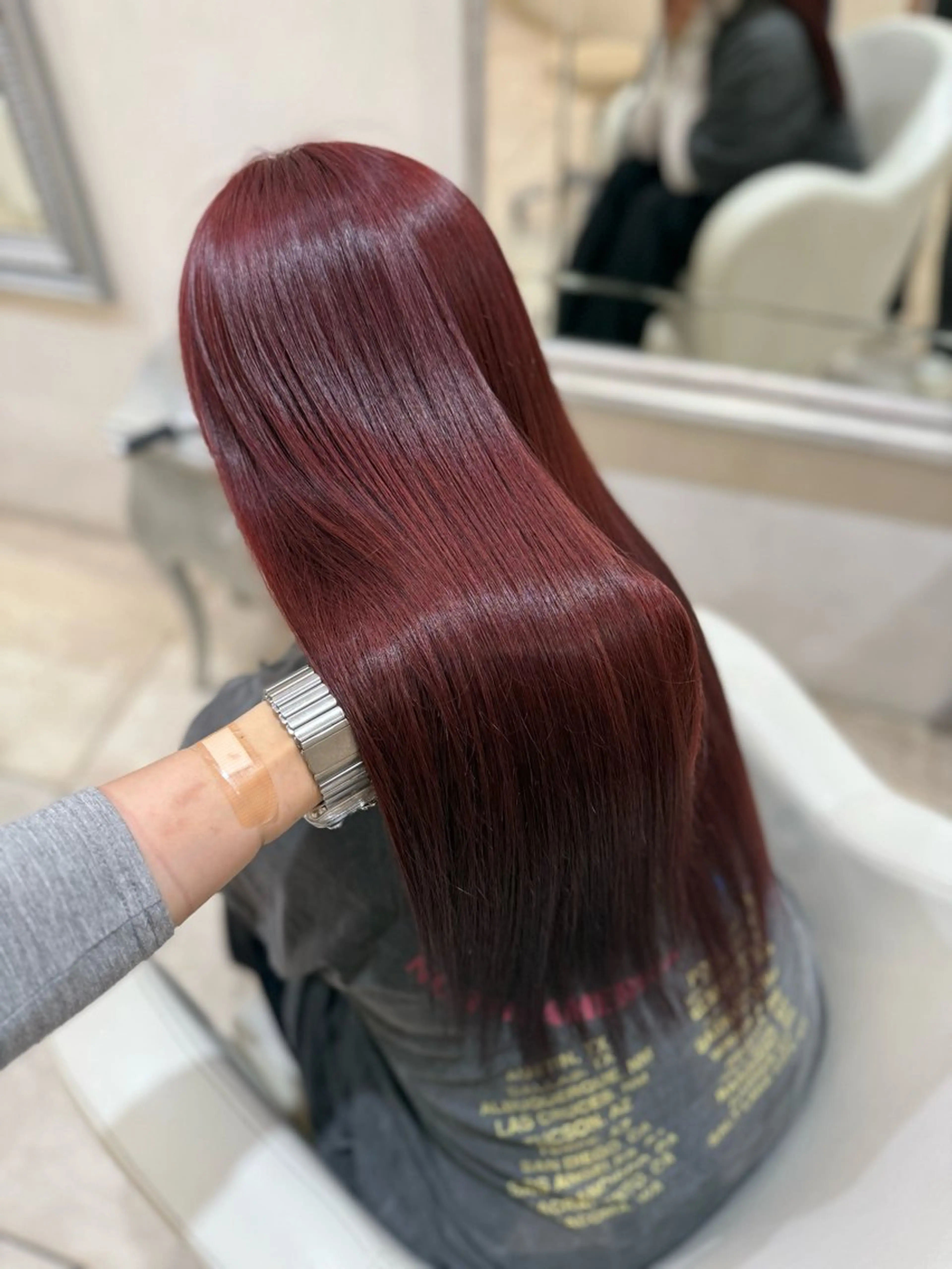 ロング カラー ヘアカラー ZACC ayakaのヘアスタイル