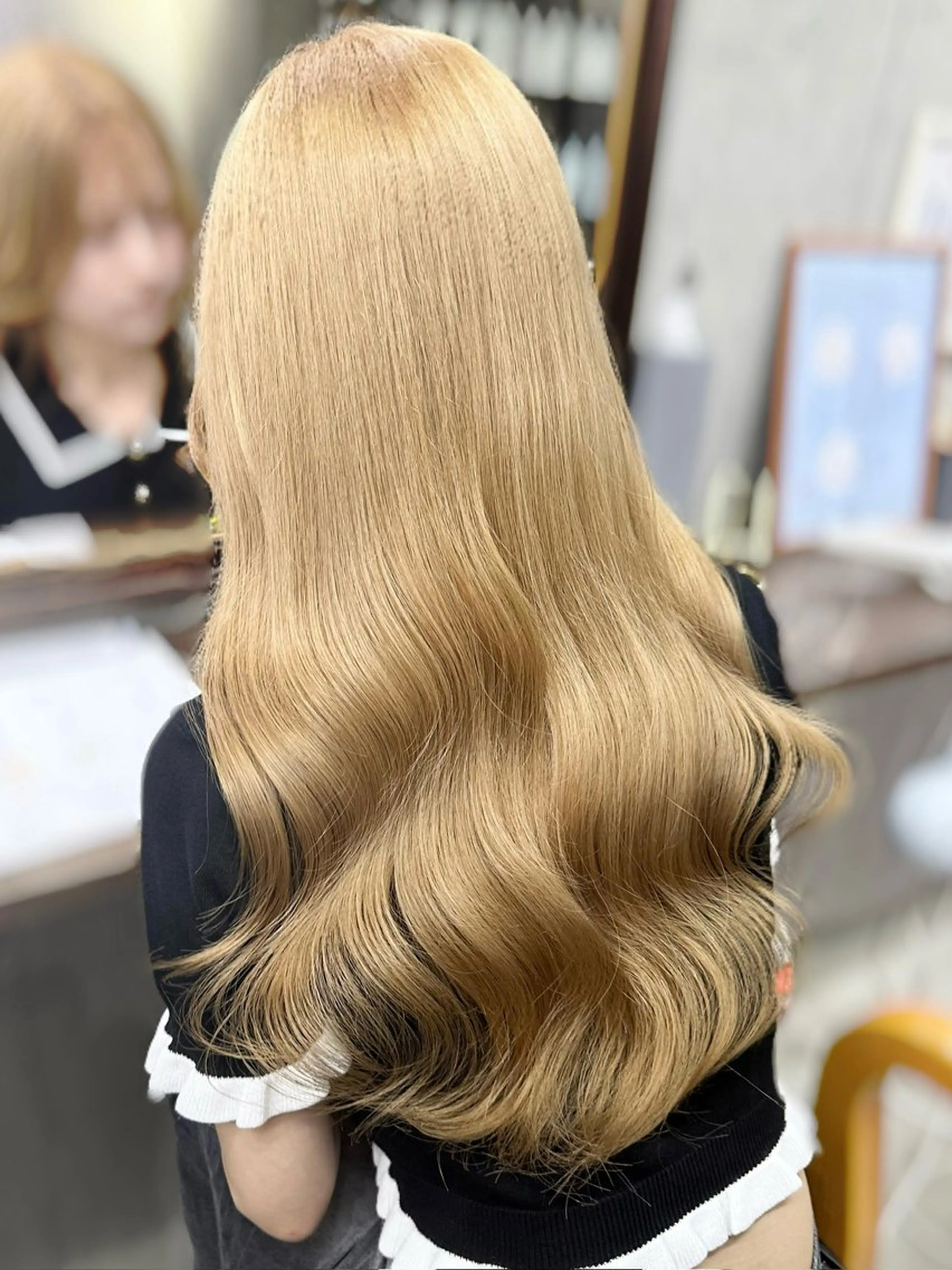 セミロング カラー ベージュカラー ミルクティーベージュ ヘアカラー トリートメント 名古屋のピンク好き かずくん🦩のヘアスタイル