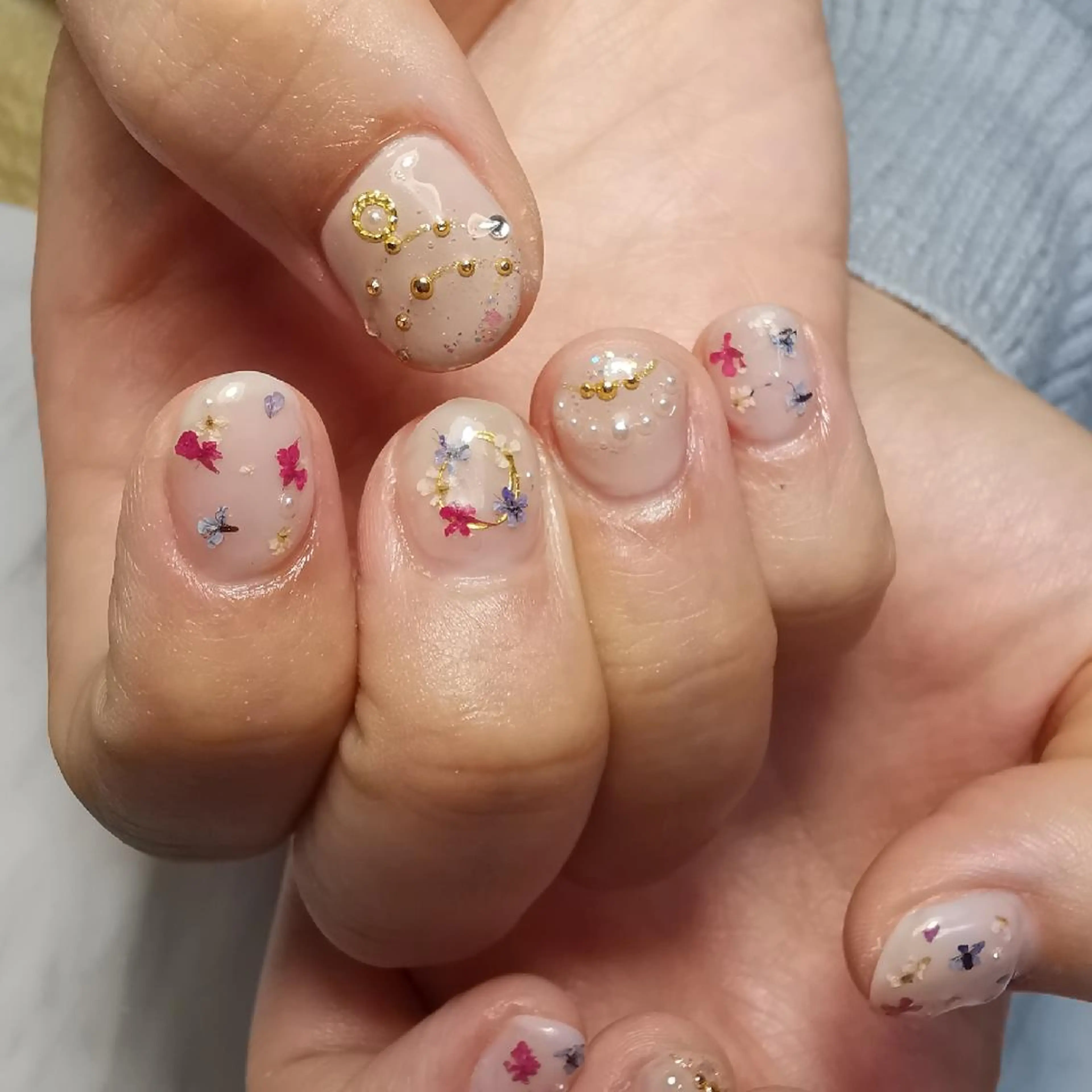 ネイル 持ち込み ハンドネイル reve あやののネイルデザイン