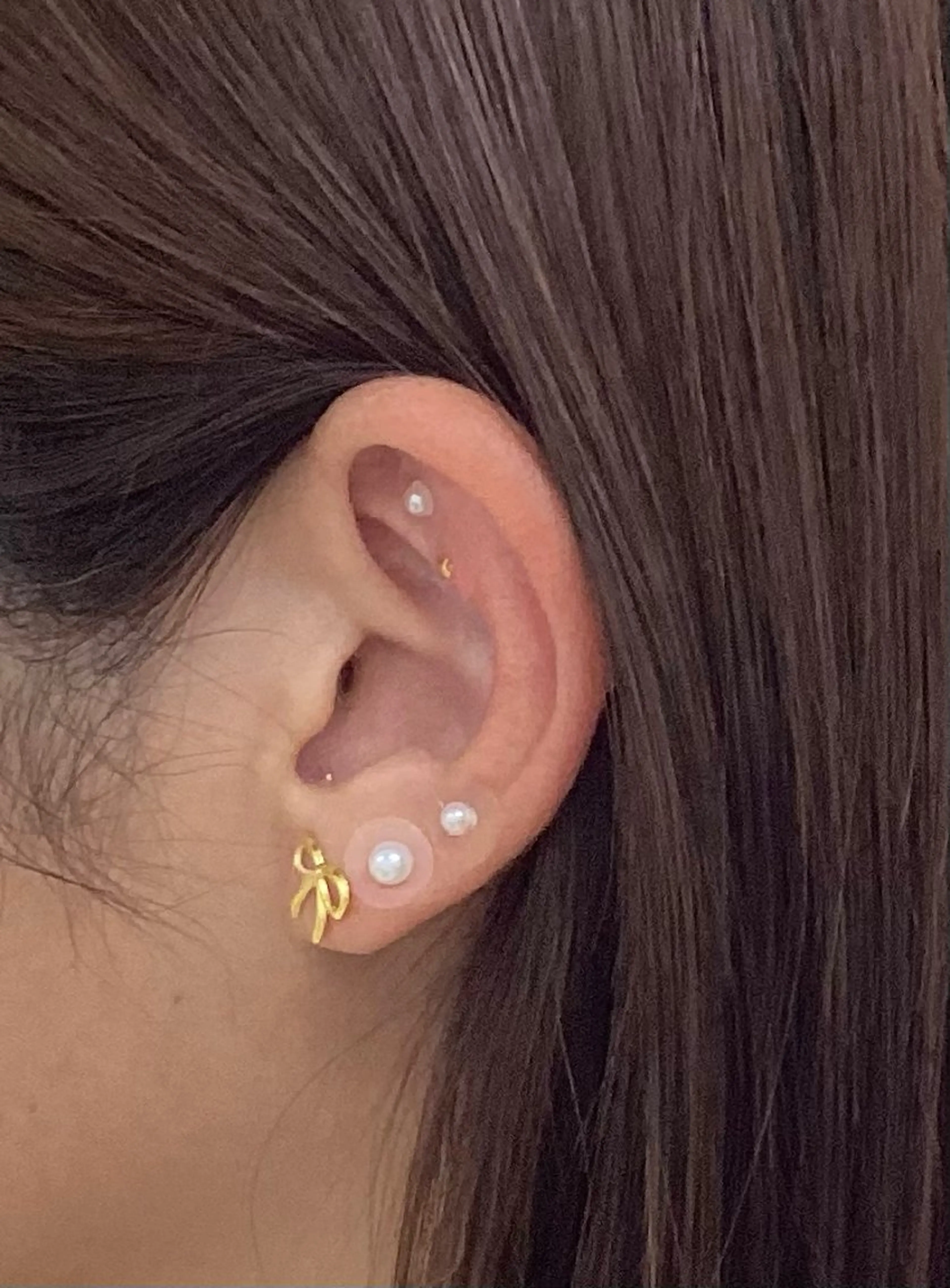 【耳ツボ】👂耳ツボジュエリー⭐️　両耳で10個(悩みに対して追加OK) 初回限定の写真