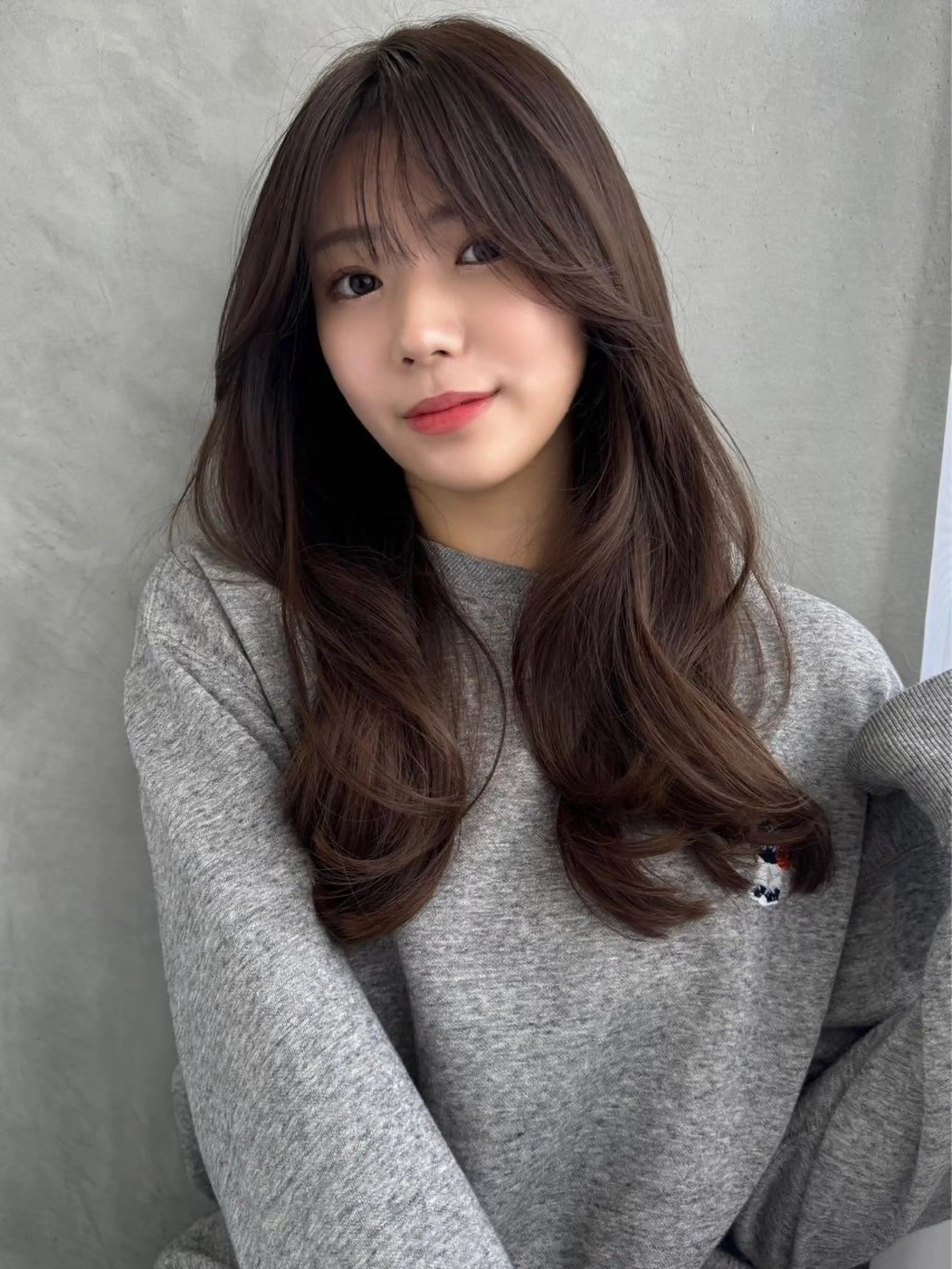 カラー 杉谷 知怜のヘアスタイル