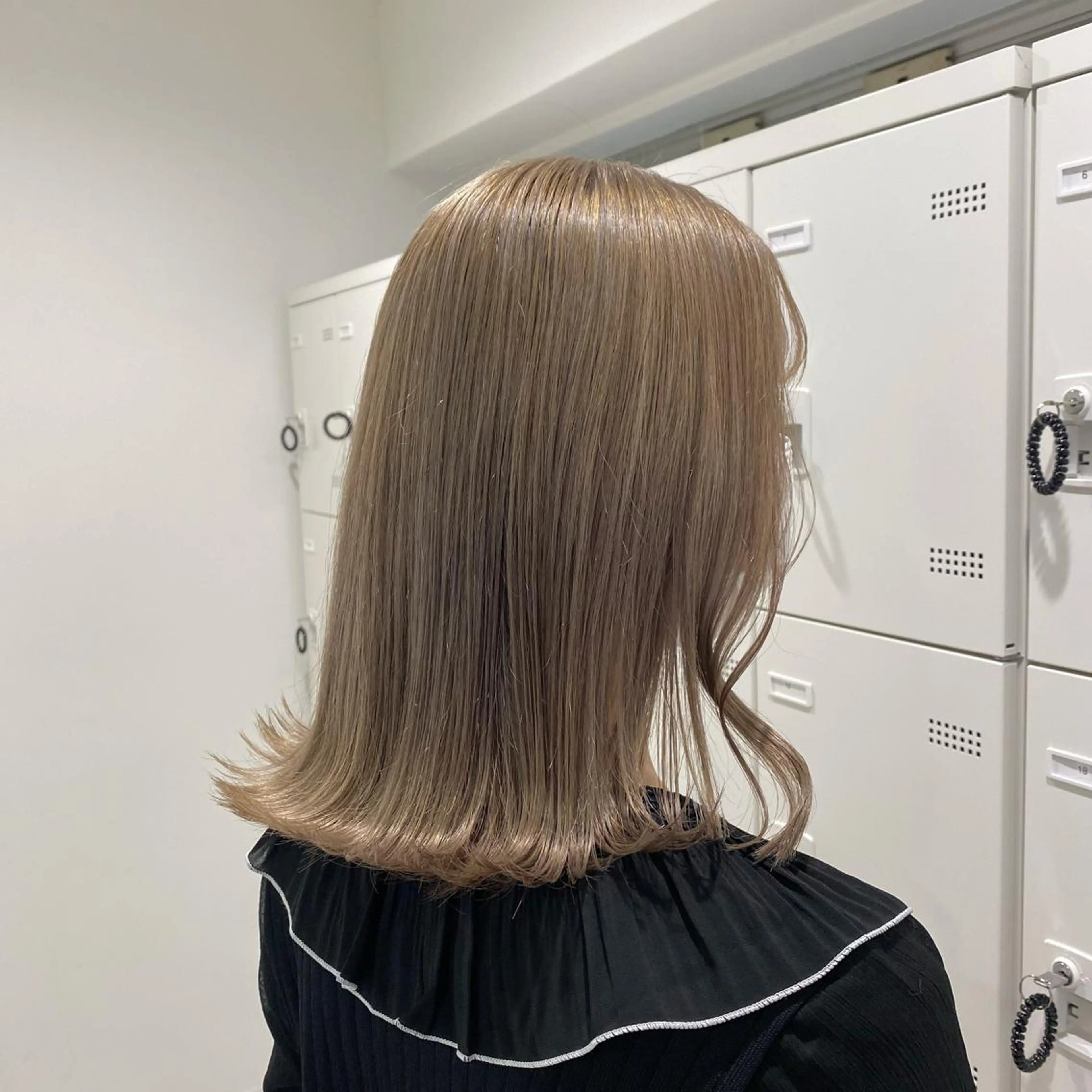 セミロング カラー ヘアアレンジ mai🍑暖色カラー /レイヤー💖のヘアスタイル