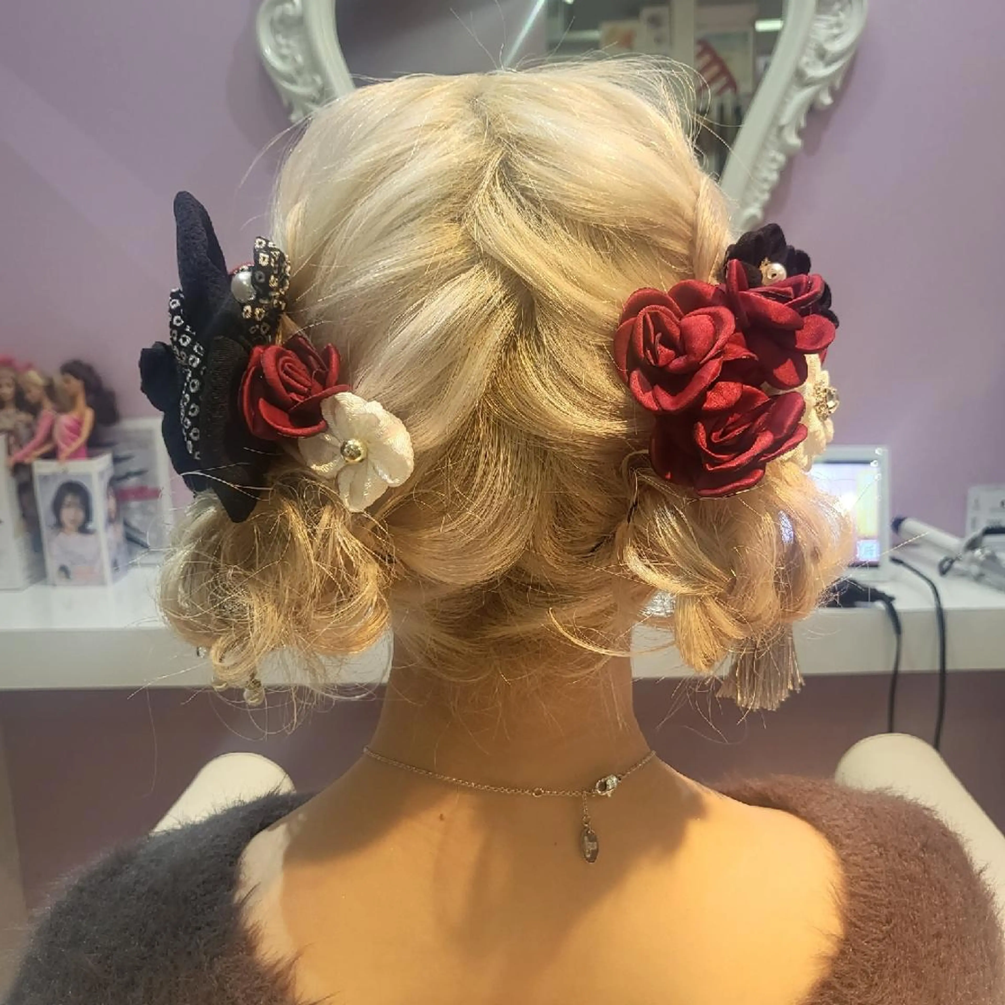 ミディアム カラー ヘアアレンジ お団子ヘア ナカシマ  アユミのヘアスタイル