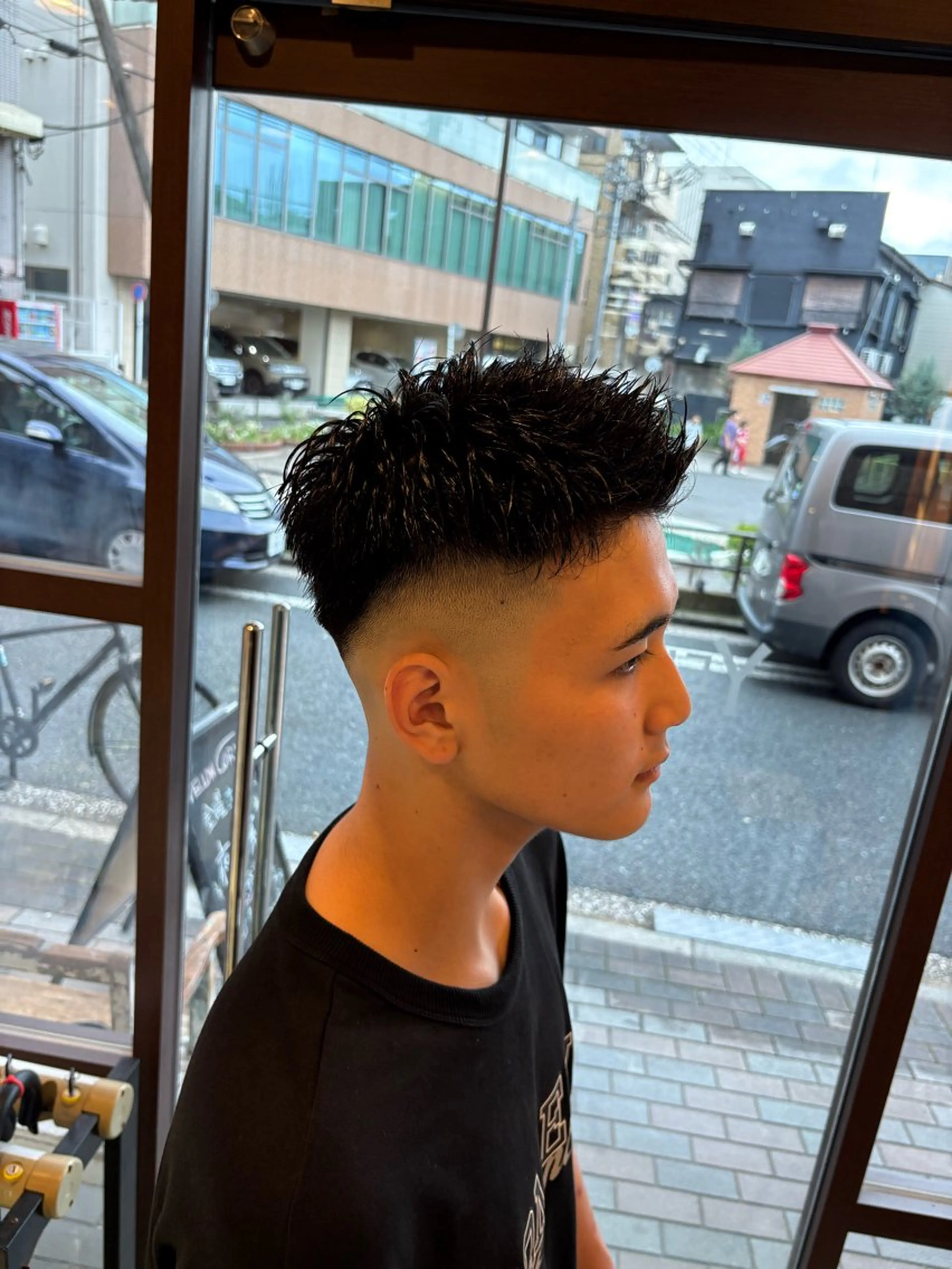 ショート メンズ 曲がる縮毛矯正🌀 篠崎蓮　金沢文庫のヘアスタイル