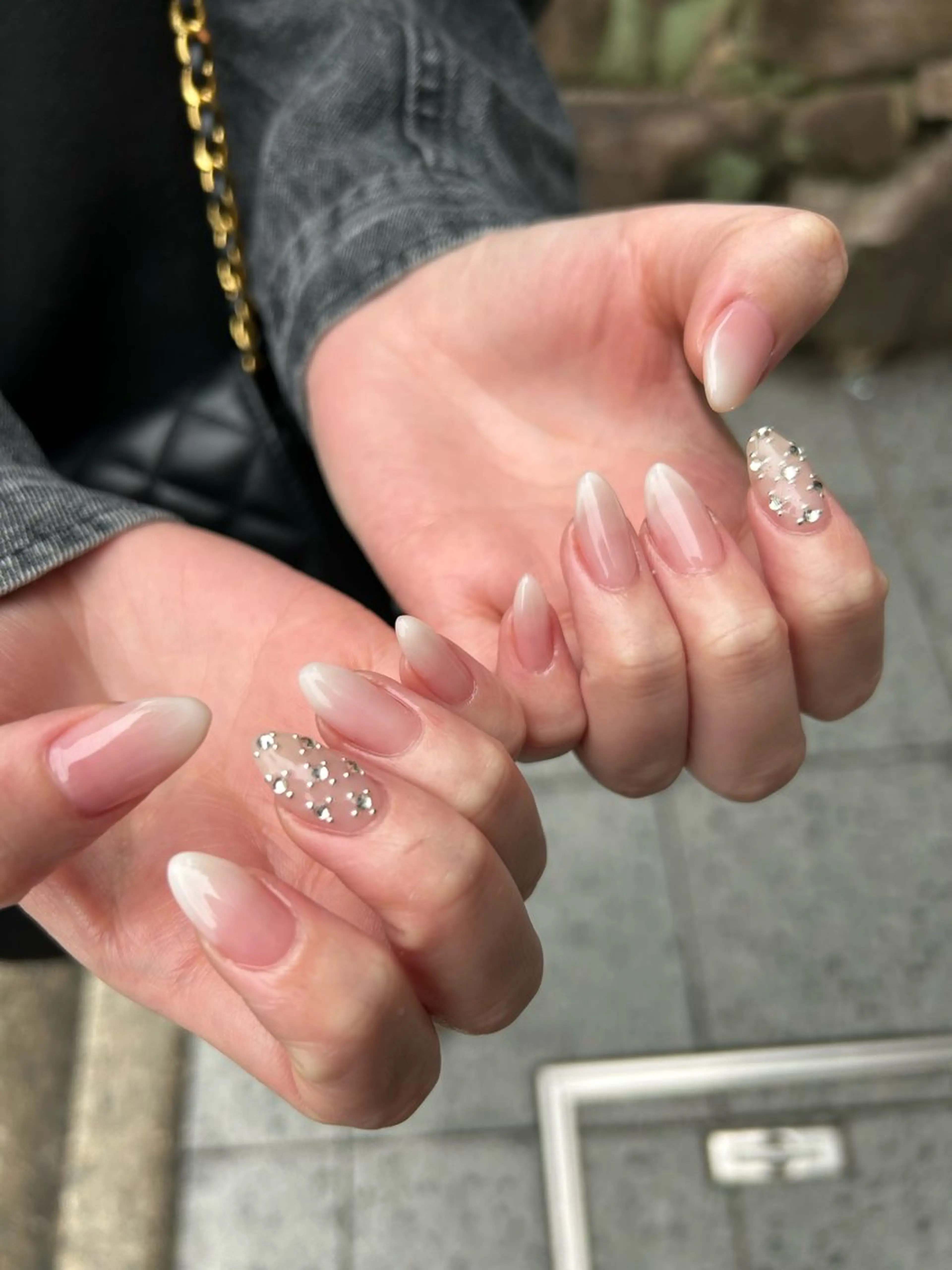 ネイル グラデーション ハンドネイル N. bebeのネイルデザイン