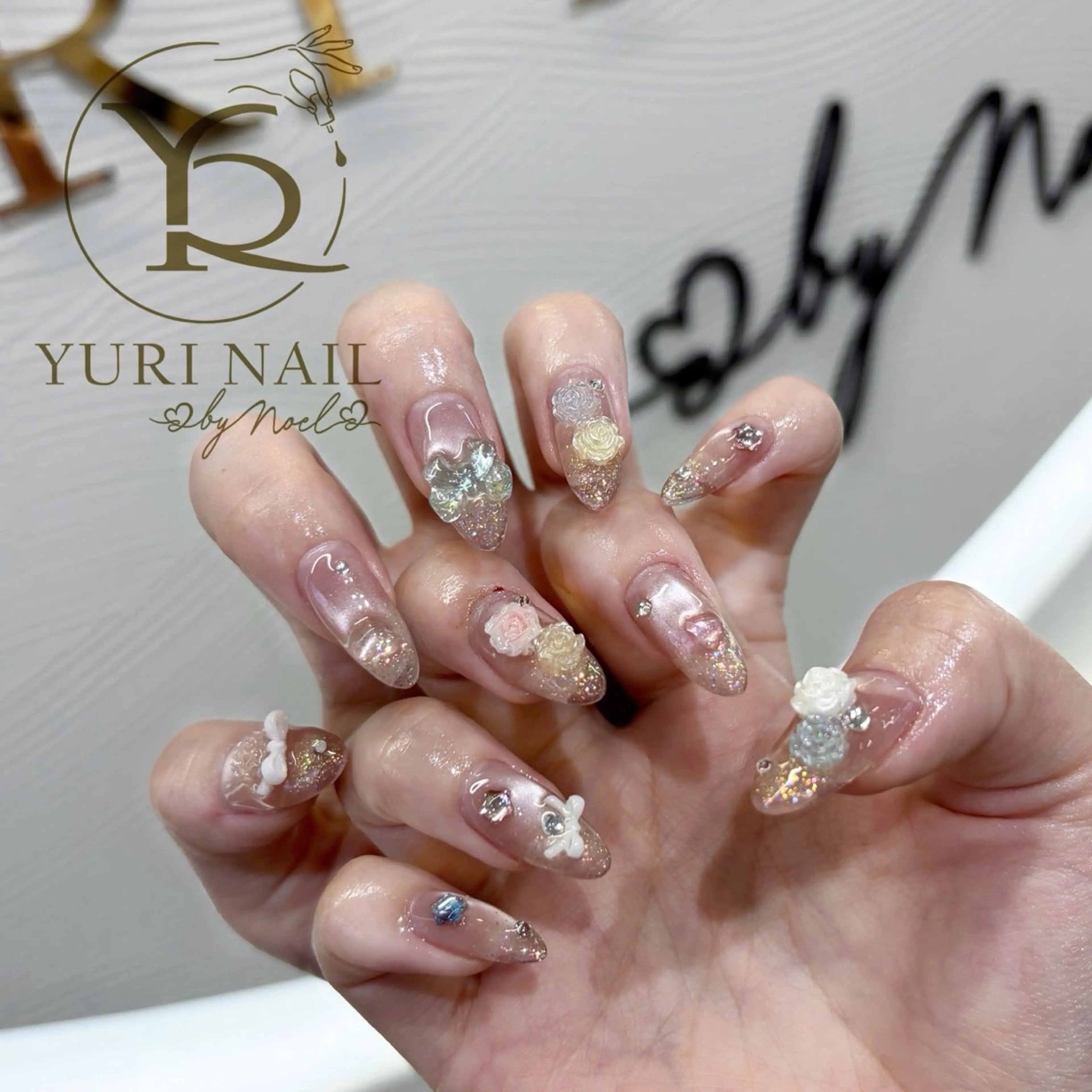 ネイル フレンチネイル ニュアンスネイル ワンカラーネイル ワンホンネイル ハンドネイル フットネイル ハンドケア YURI Nail NARITAのネイルデザイン