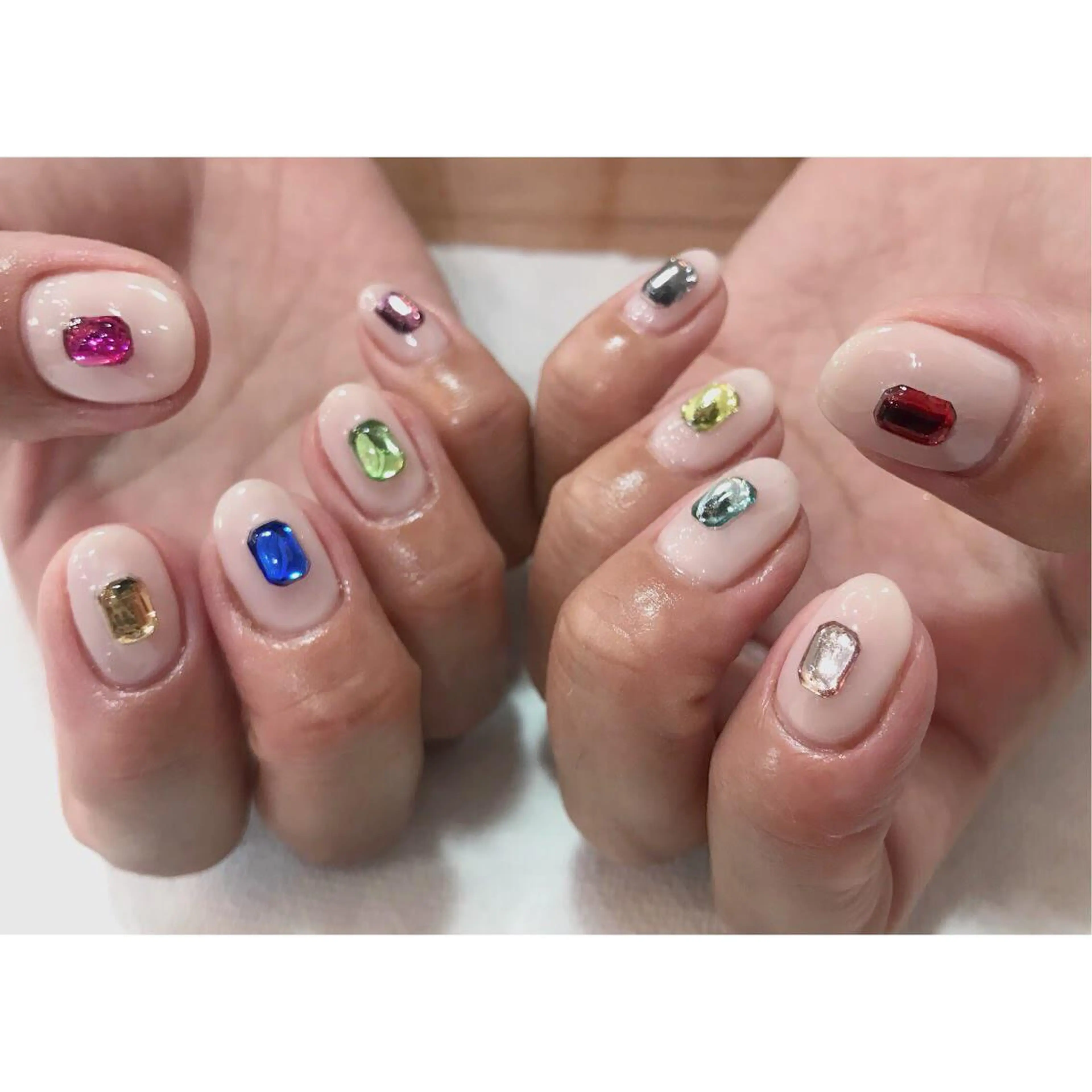 ネイル 山田 真里のネイルデザイン