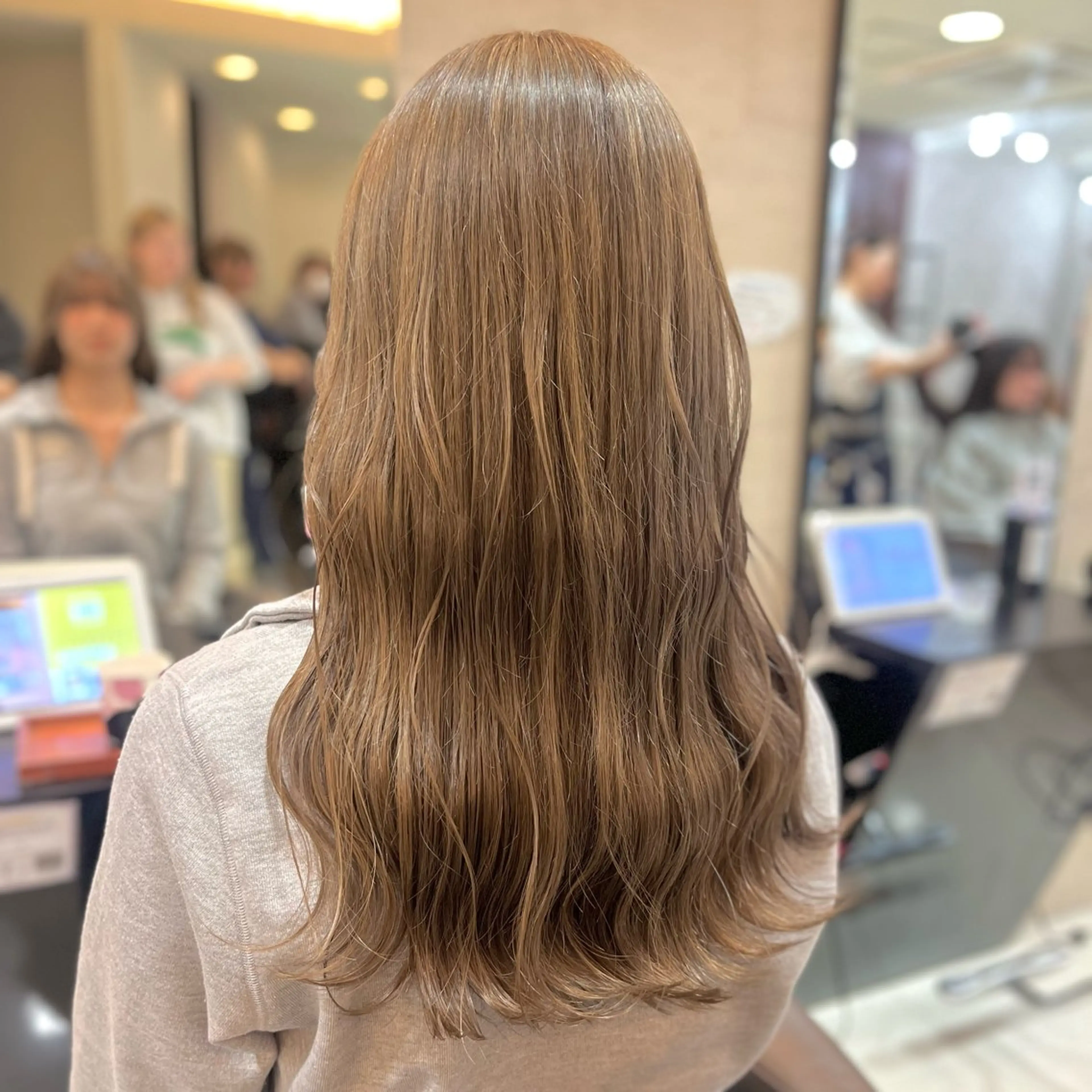 ロング 艶髪ブリーチカラー 💗manaka💗のヘアスタイル