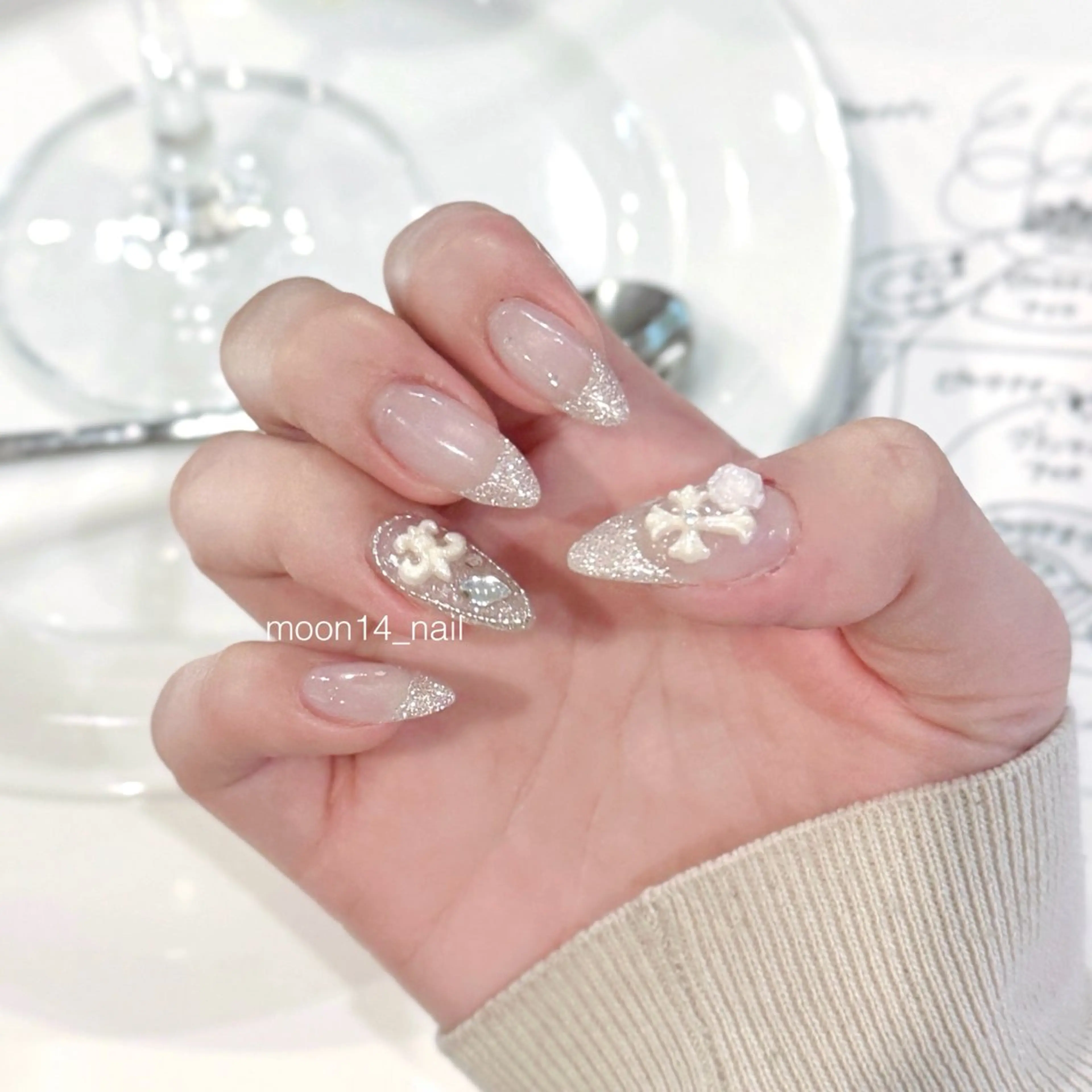 ネイル フレンチネイル ジェルネイル マグネットネイル パラジェル 春ネイル ハンドネイル natsuki 💫のネイルデザイン