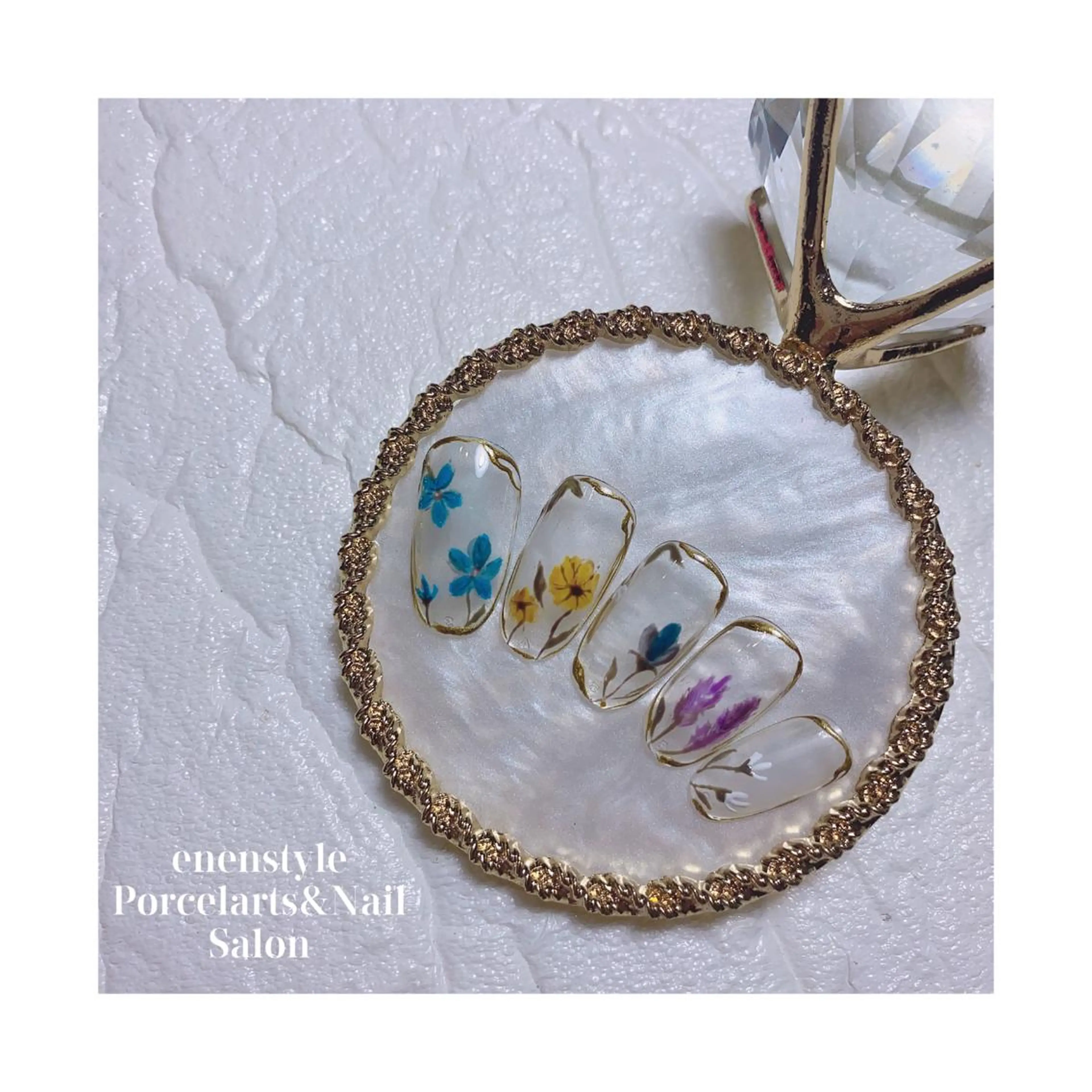 ミディアム ネイル ジェルネイル ニュアンスネイル オフィスネイル ワンカラーネイル パラジェル ハンドネイル 👑enen style👑のネイルデザイン