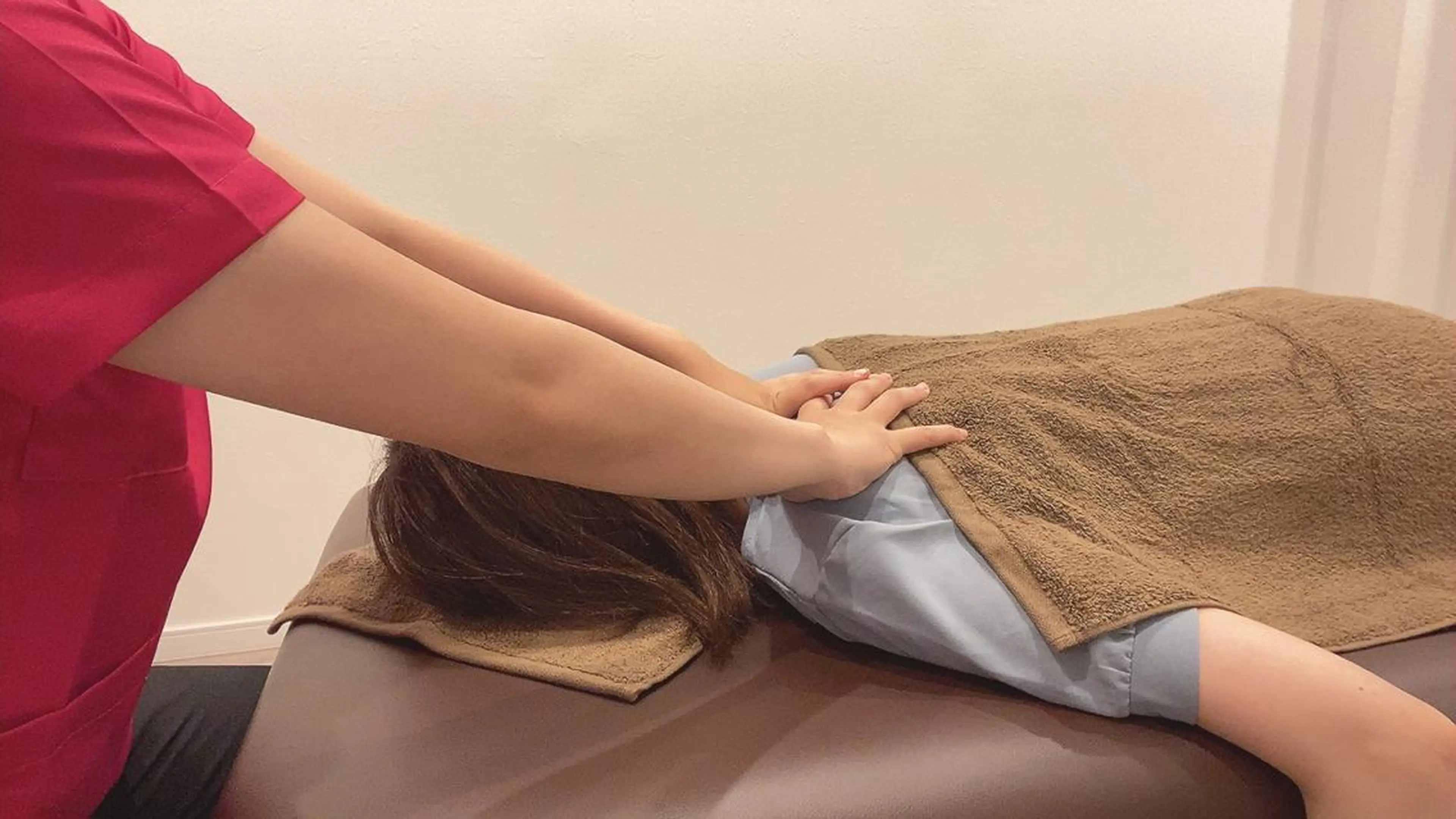 【お忙しい方におすすめ】⭐️クイック整体マッサージ⭐️30分 首こり 肩こり 腰痛 ヘッドマッサージなどなどの写真