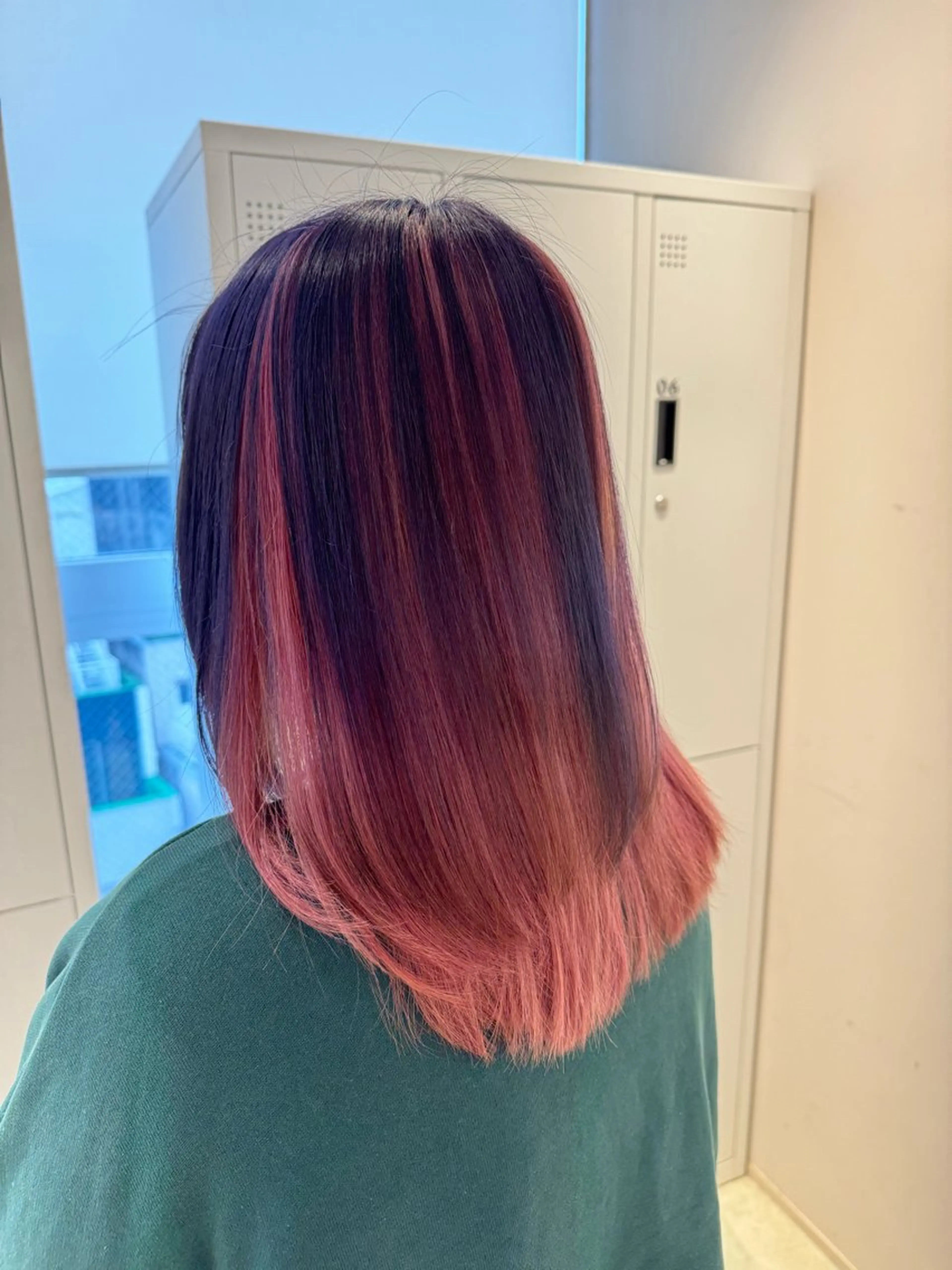 ミディアム カラー デザインカラー カット ヘアカラー トリートメント 透明感カラー✨艶髪 制作🌱山根あゆみのヘアスタイル