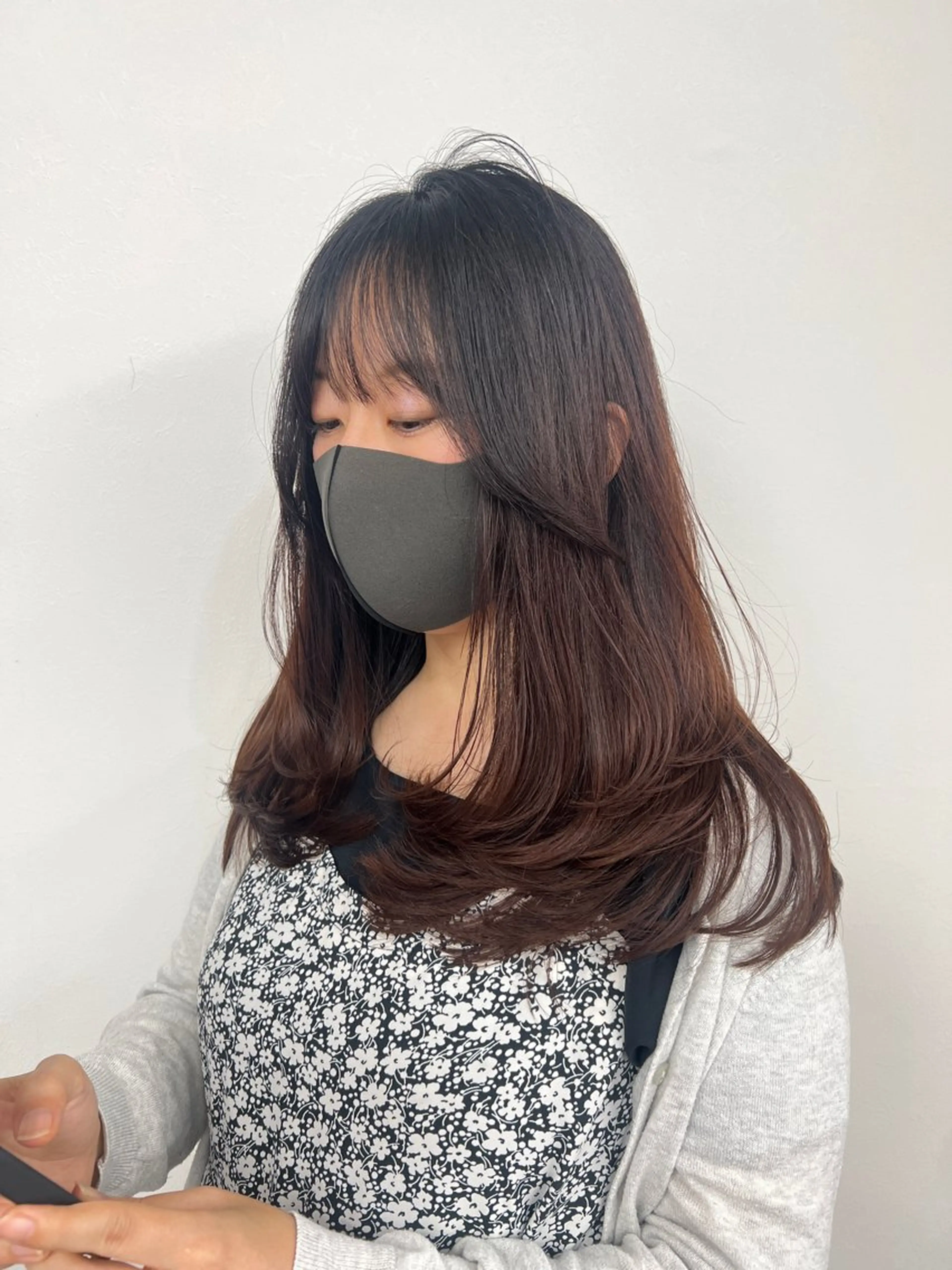 ロング レイヤーカット/透明 感カラー/aikaのヘアスタイル